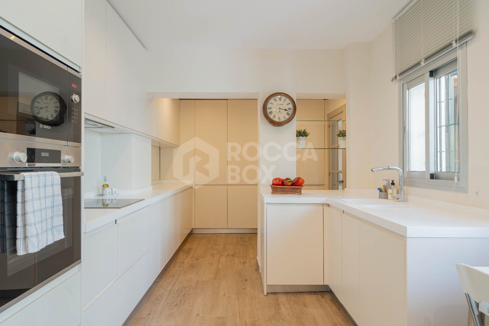 Beautiful Townhouse in Prime Location - Perfect for families