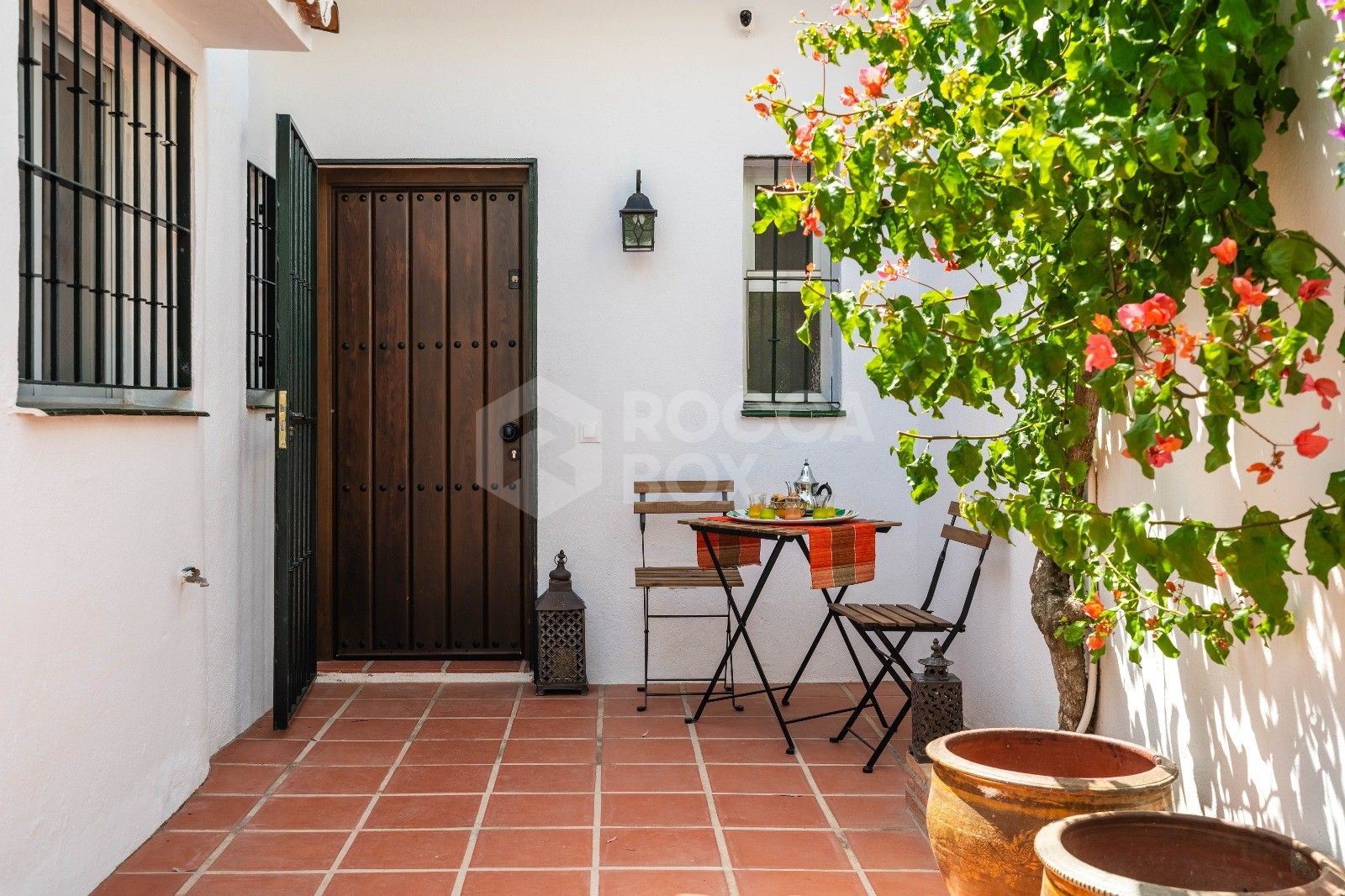 Beautiful Townhouse in Prime Location - Perfect for families