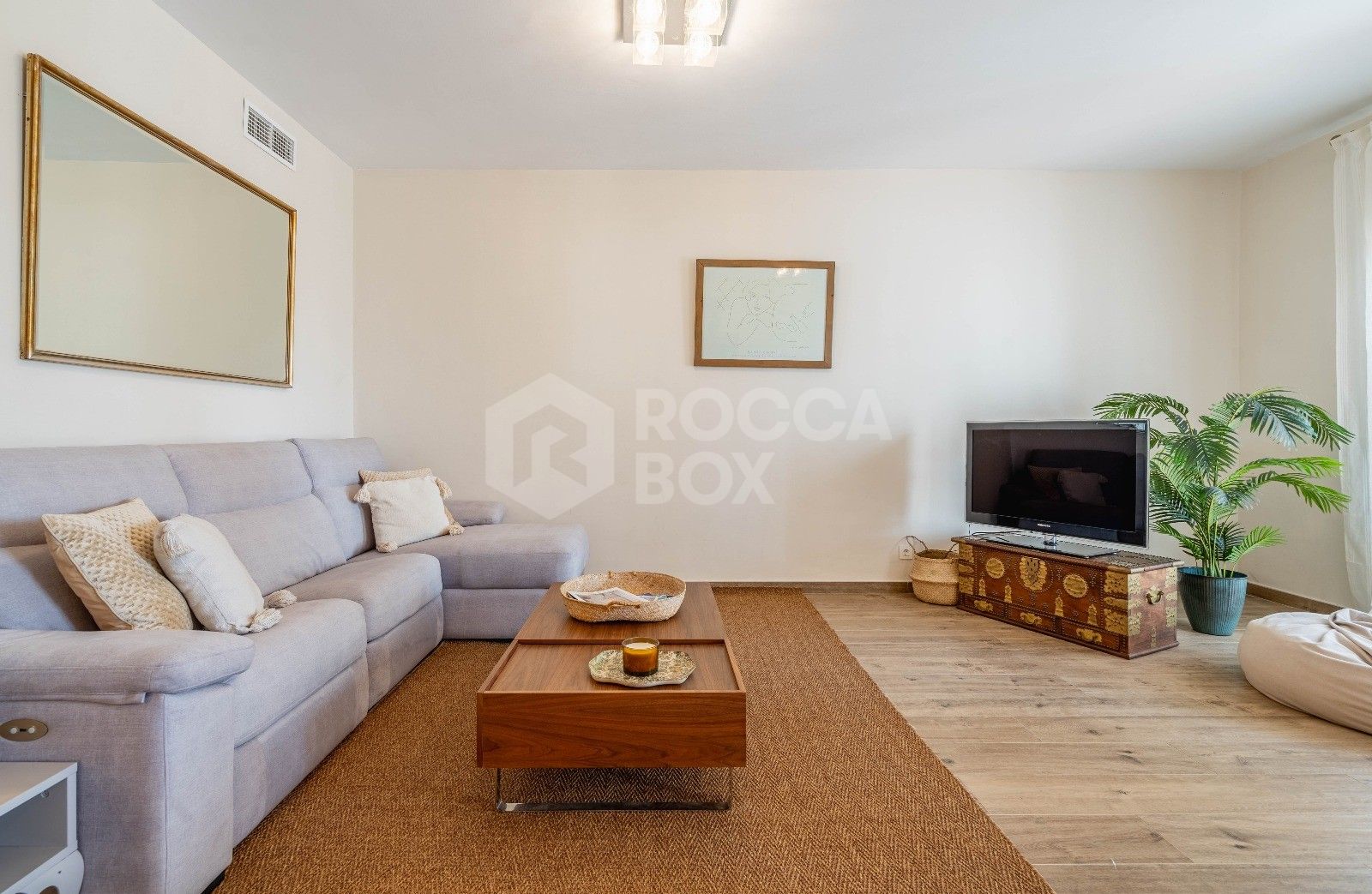 Beautiful Townhouse in Prime Location - Perfect for families