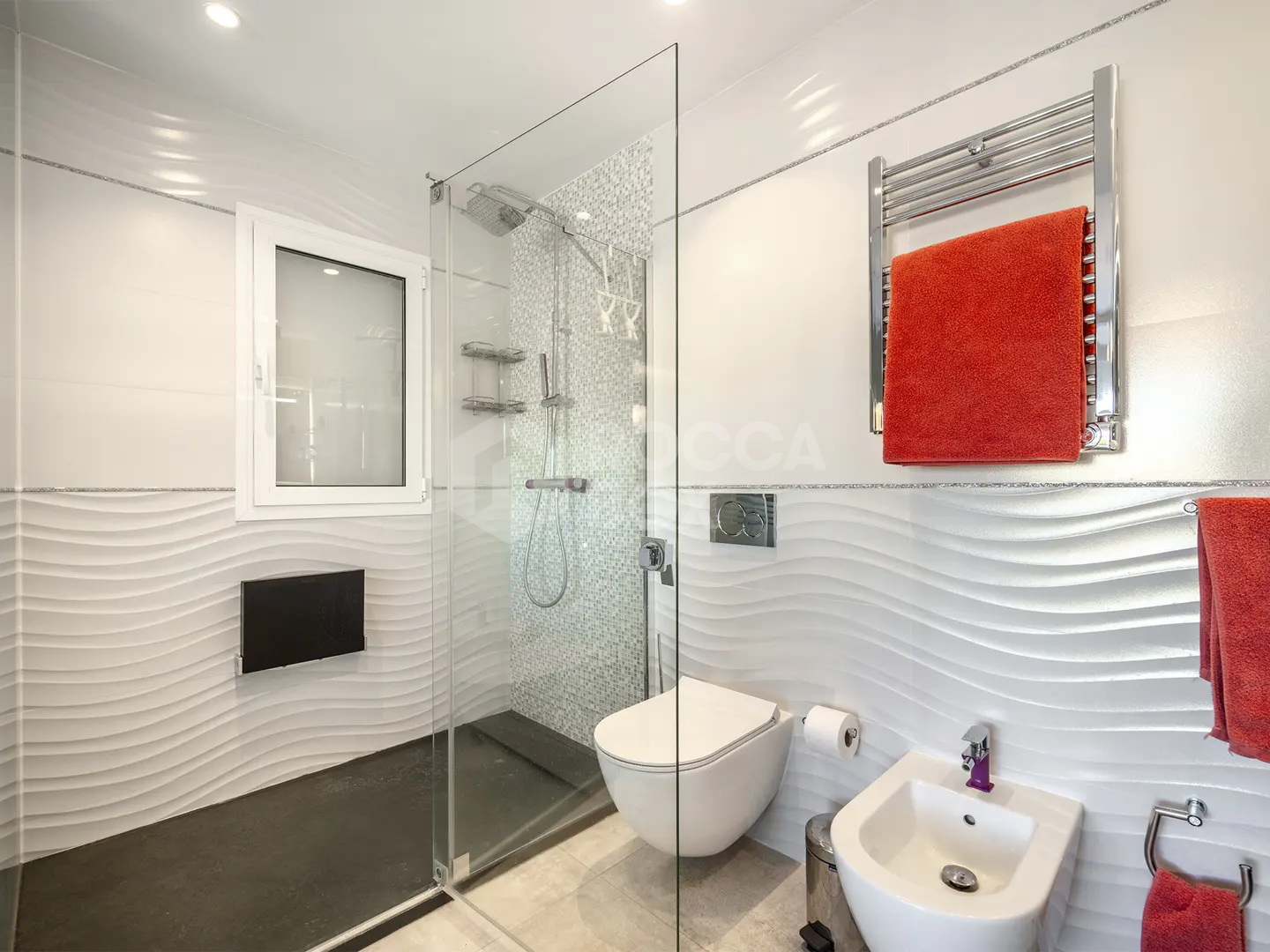 Elegant Modern Villa with Panoramic Sea & Mountain Views in Nueva Andalucía