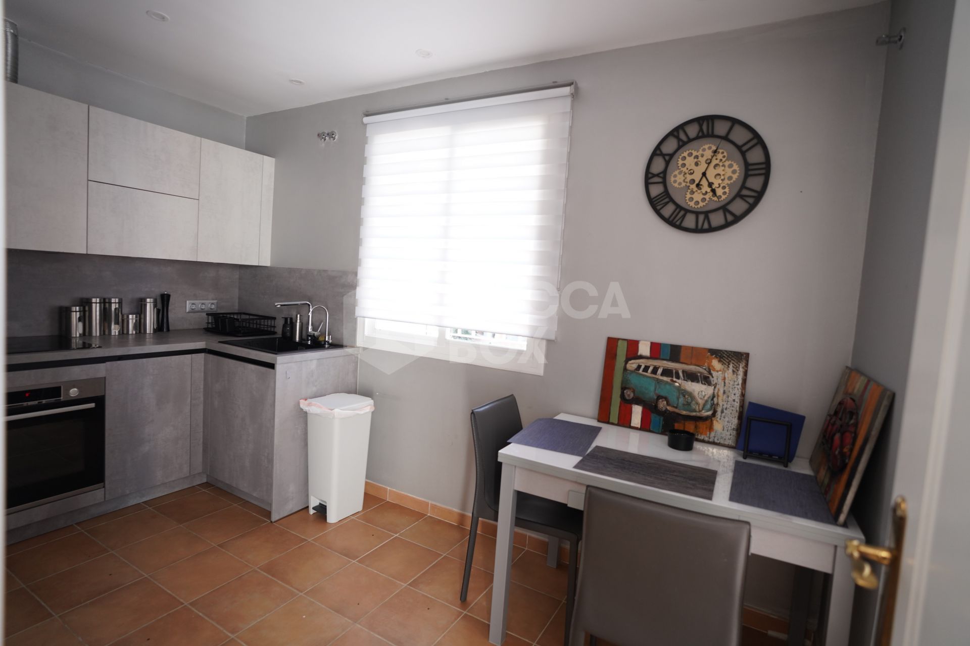 Elegant Townhouse Near Puerto Banús with Terrace, Garage & Pools