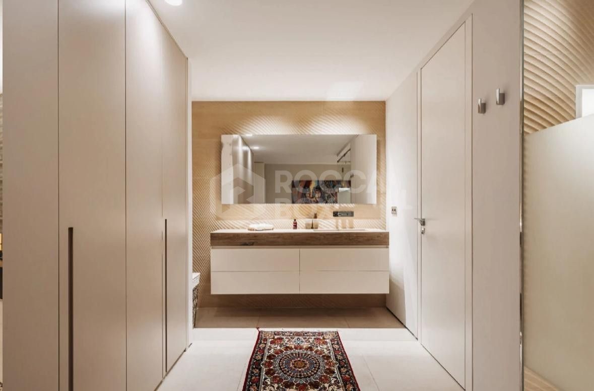 Incredible Mansion of 8 rooms with Tennis, Spa, Cinema and Private Gym