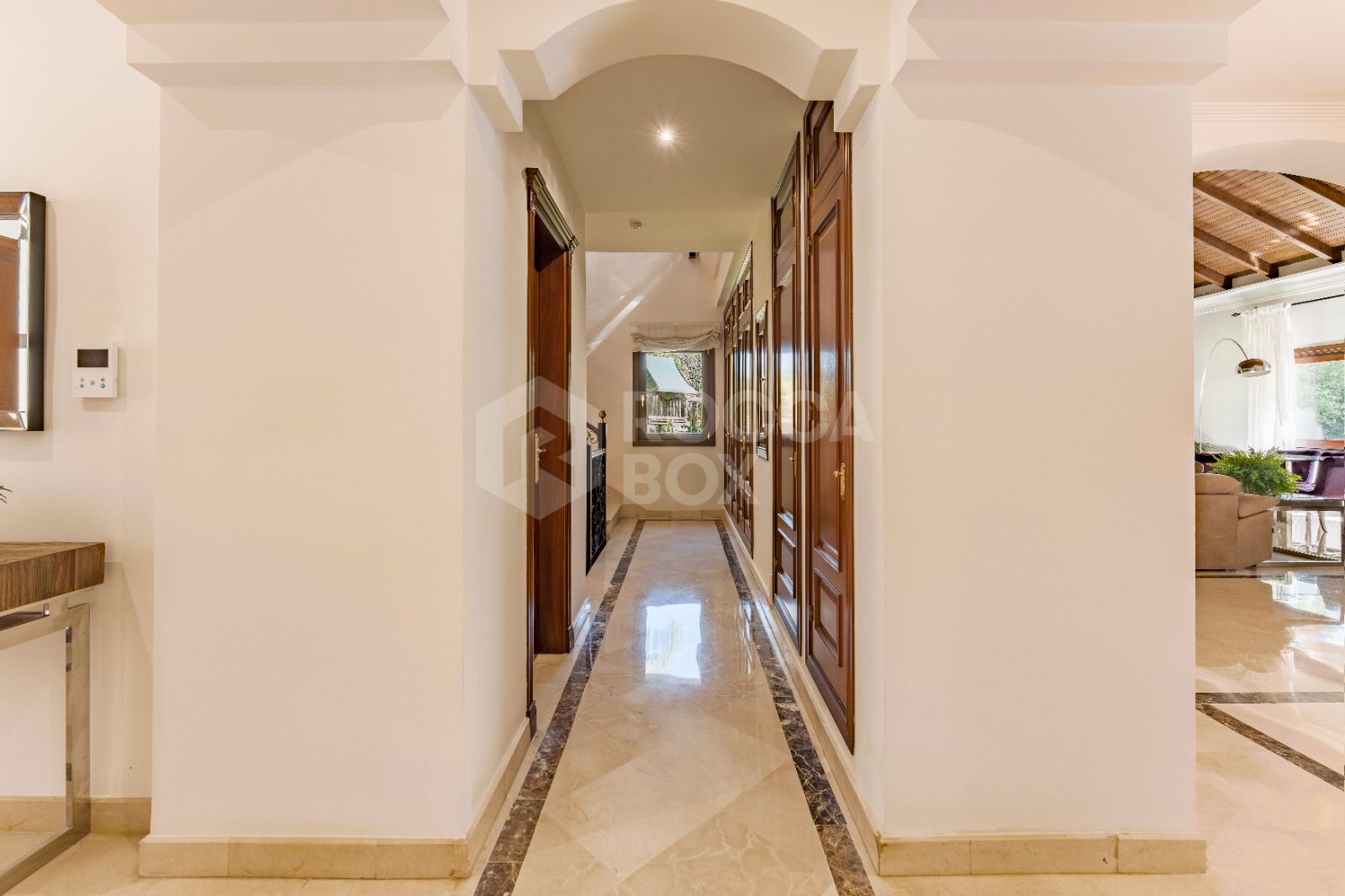 Andalusian-Style Villa with Six Bedrooms in A Prime Location