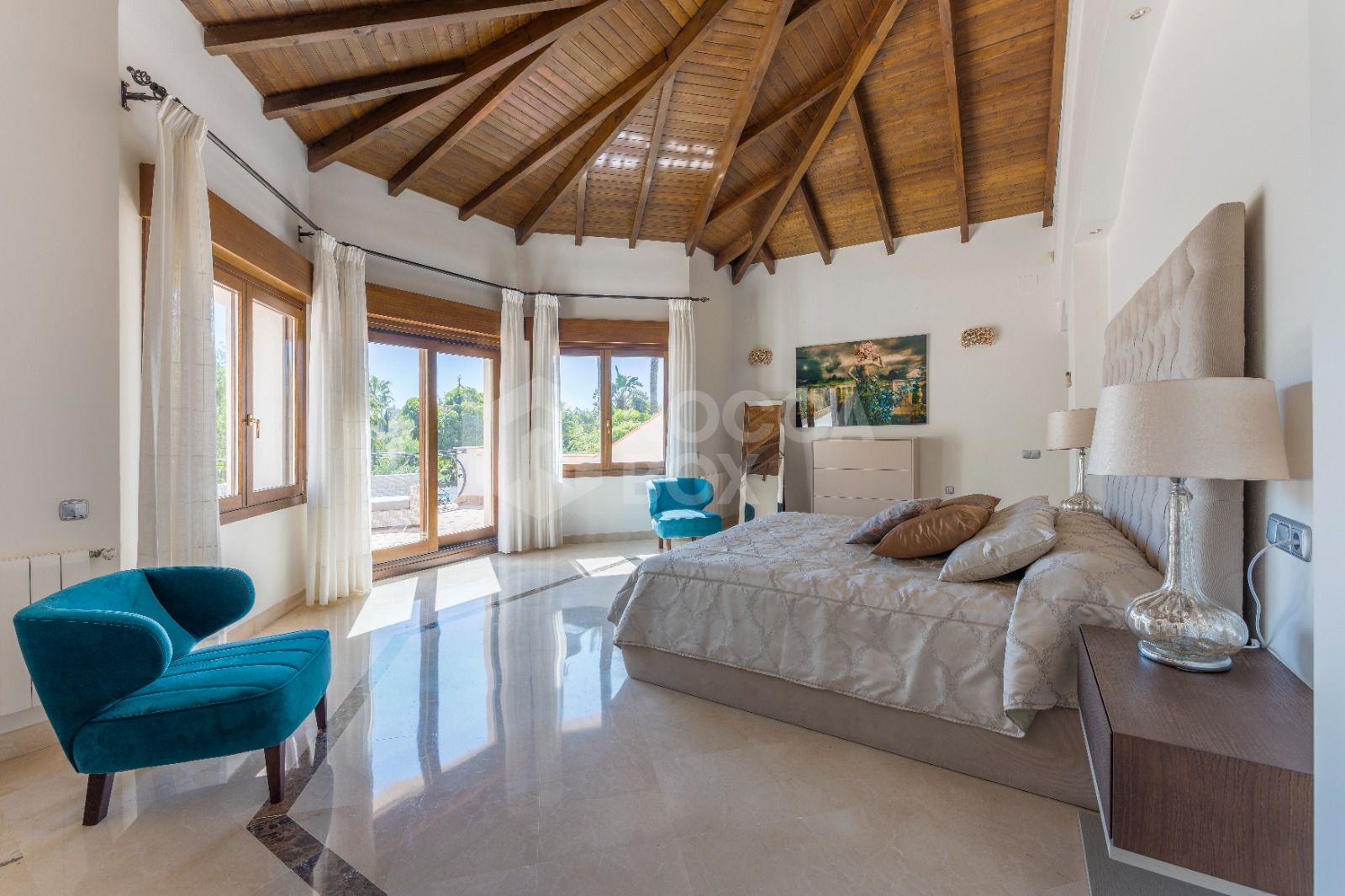 Andalusian-Style Villa with Six Bedrooms in A Prime Location