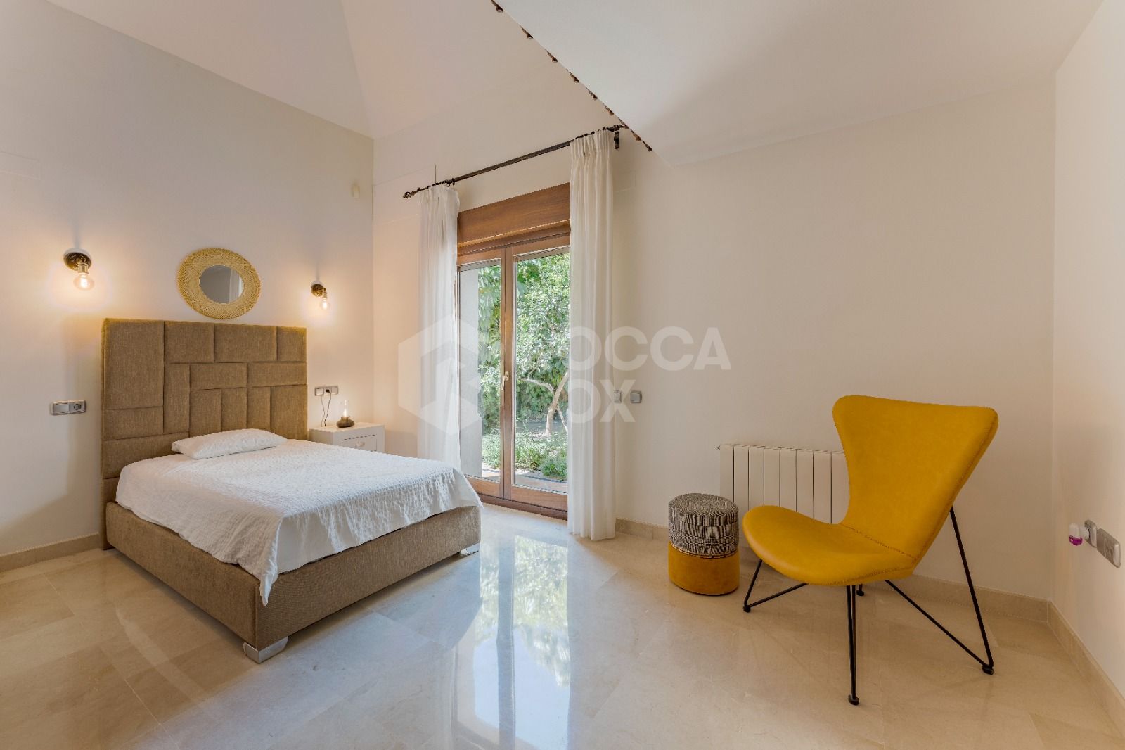 Andalusian-Style Villa with Six Bedrooms in A Prime Location