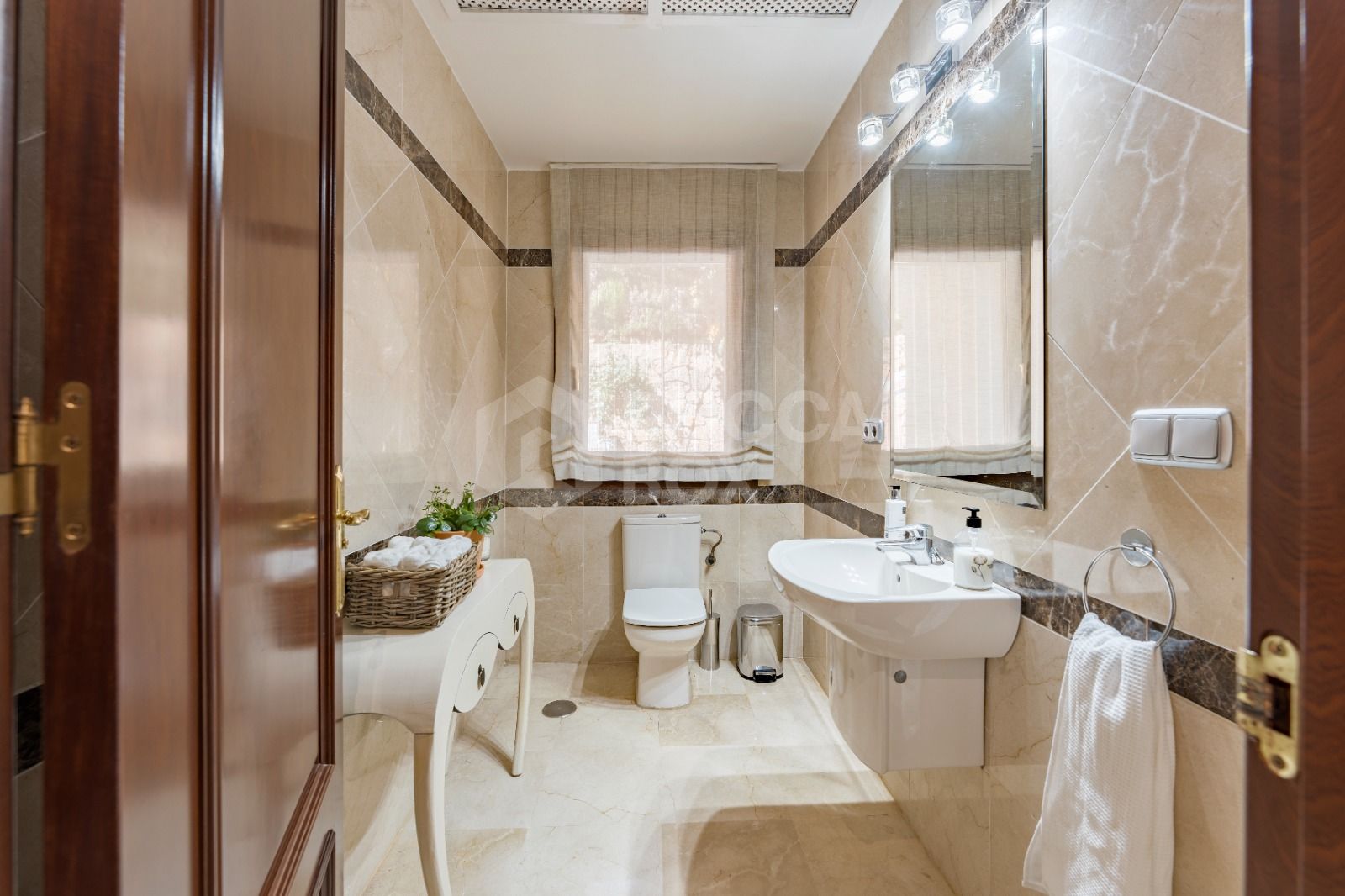 Andalusian-Style Villa with Six Bedrooms in A Prime Location