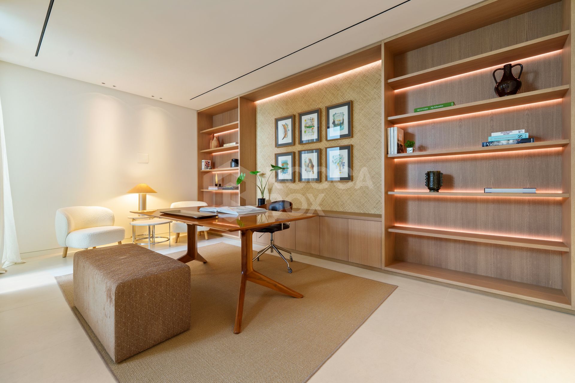 Modern Architectural Villa Surrounded by Nature’s Serenity