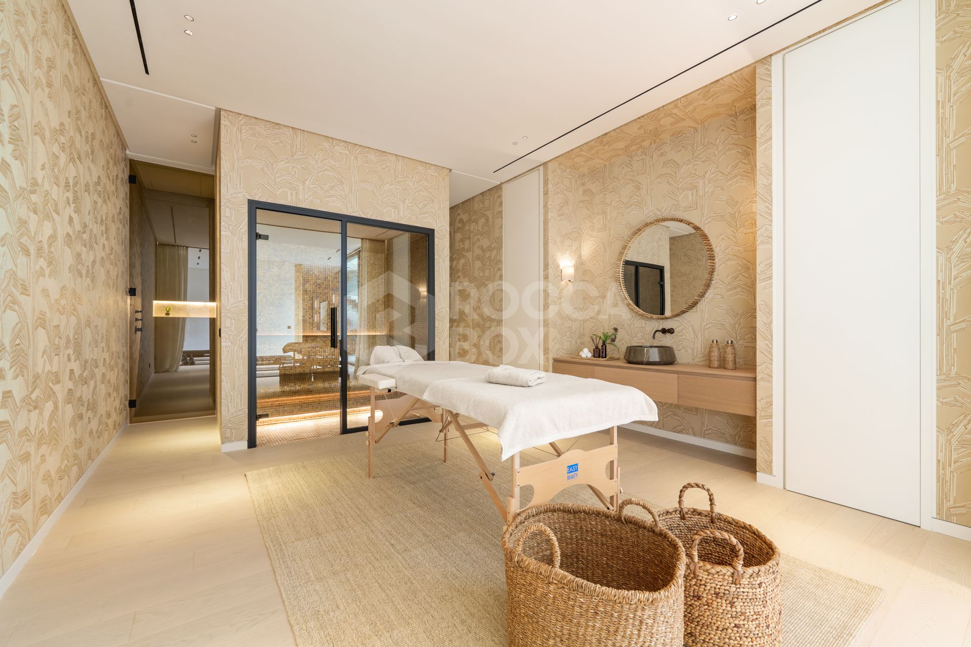 Modern Architectural Villa Surrounded by Nature’s Serenity