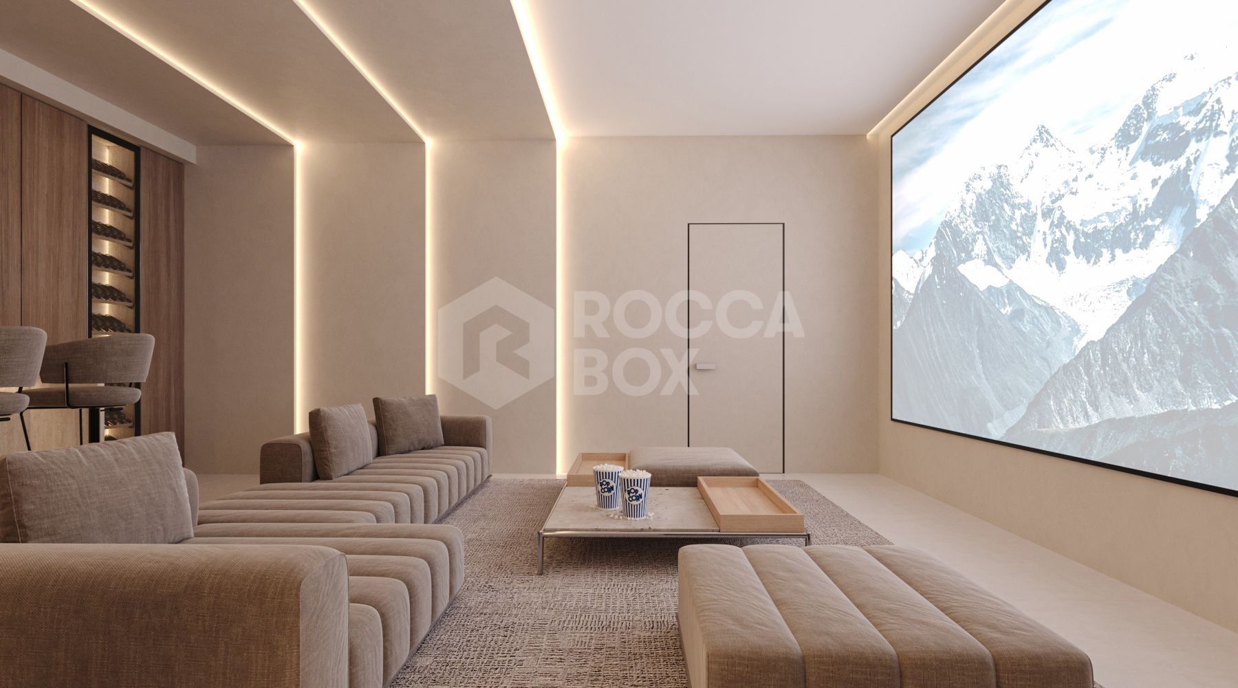 Luxury 5-Bedroom Villa Just 200 Meters from the Beach in Calahonda