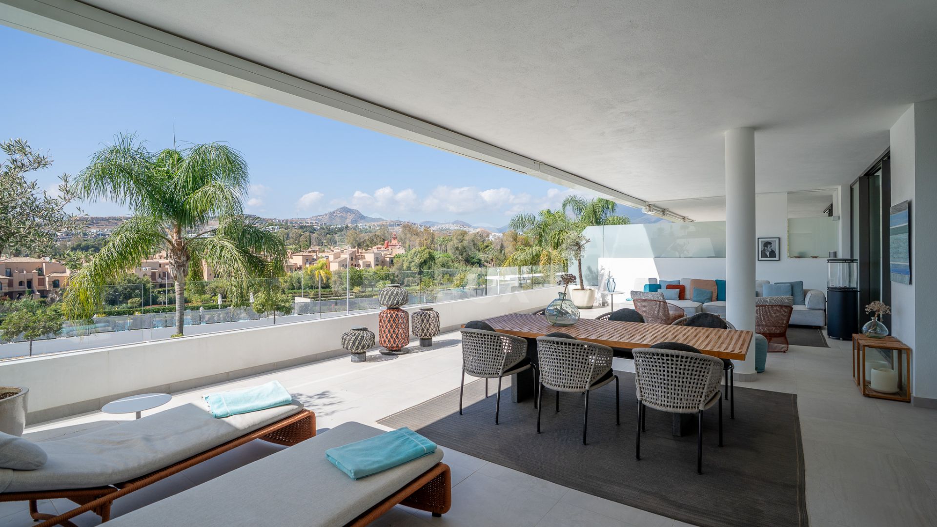 Spacious 4-Bedroom Duplex Apartment with Stunning Views Near Benahavis