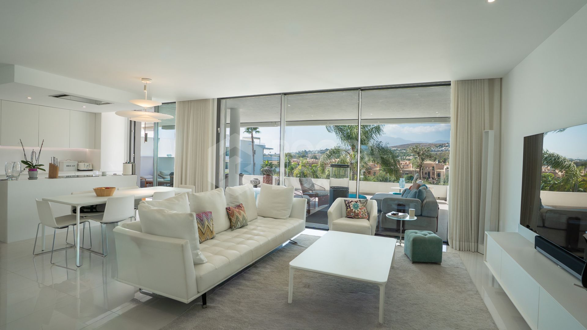 Spacious 4-Bedroom Duplex Apartment with Stunning Views Near Benahavis