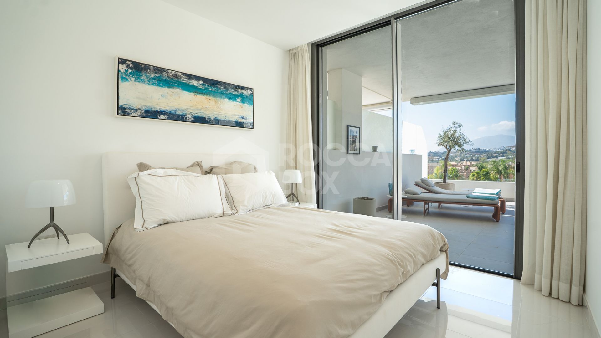 Spacious 4-Bedroom Duplex Apartment with Stunning Views Near Benahavis