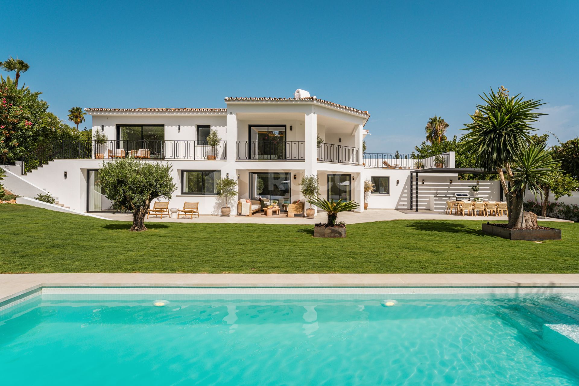 Luxury Renovated Villa with Views on Marbella’s Golden Mile
