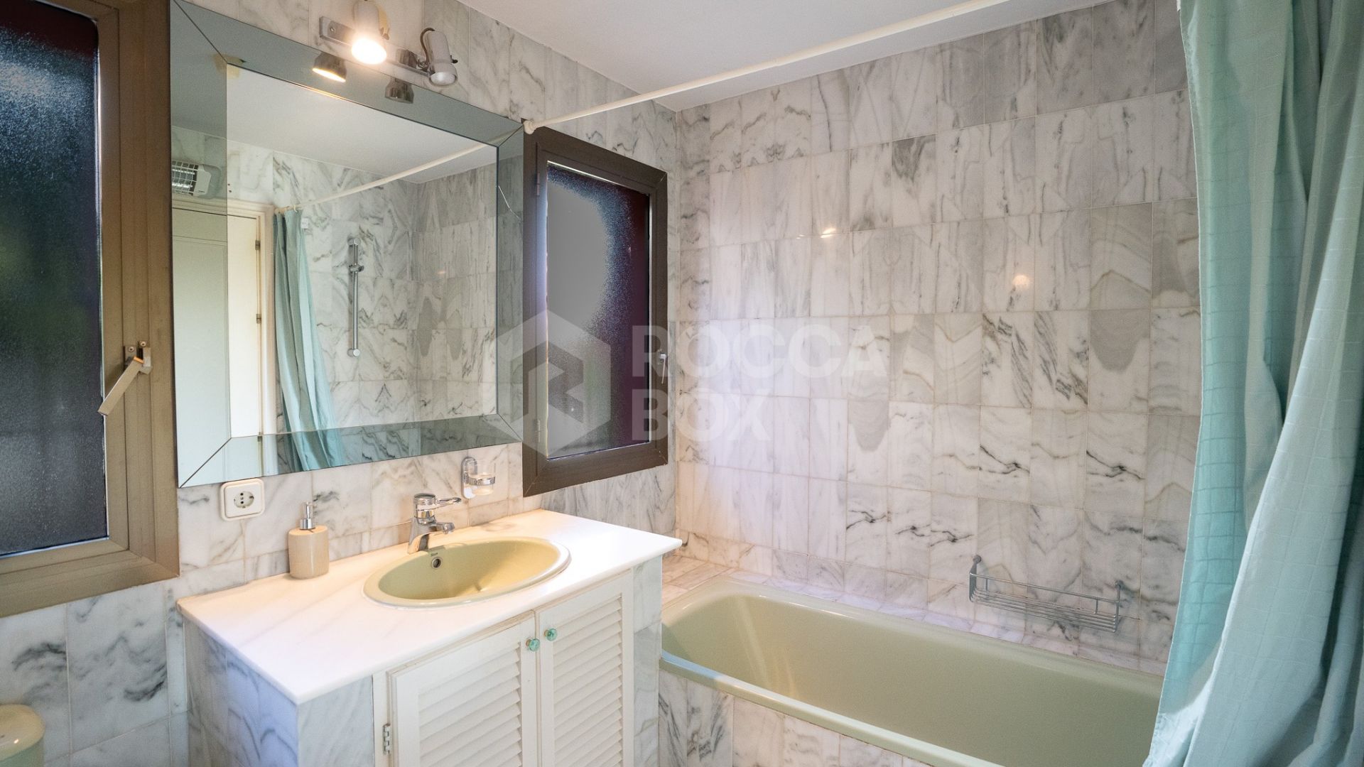 Charming Villa with Private Pool very near to Puerto Banús