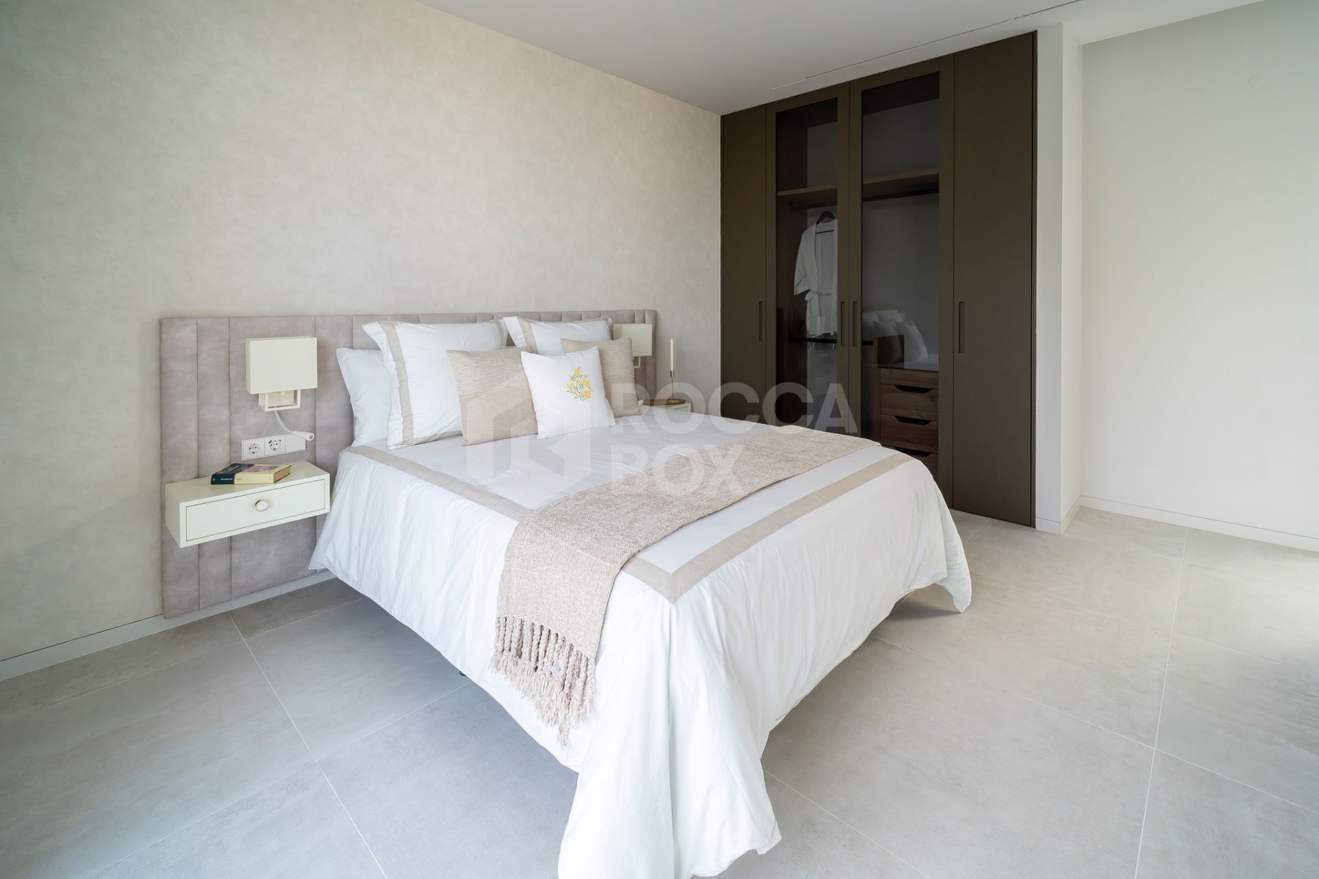 Contemporary Villa with Infinity Pool and Panoramic Views