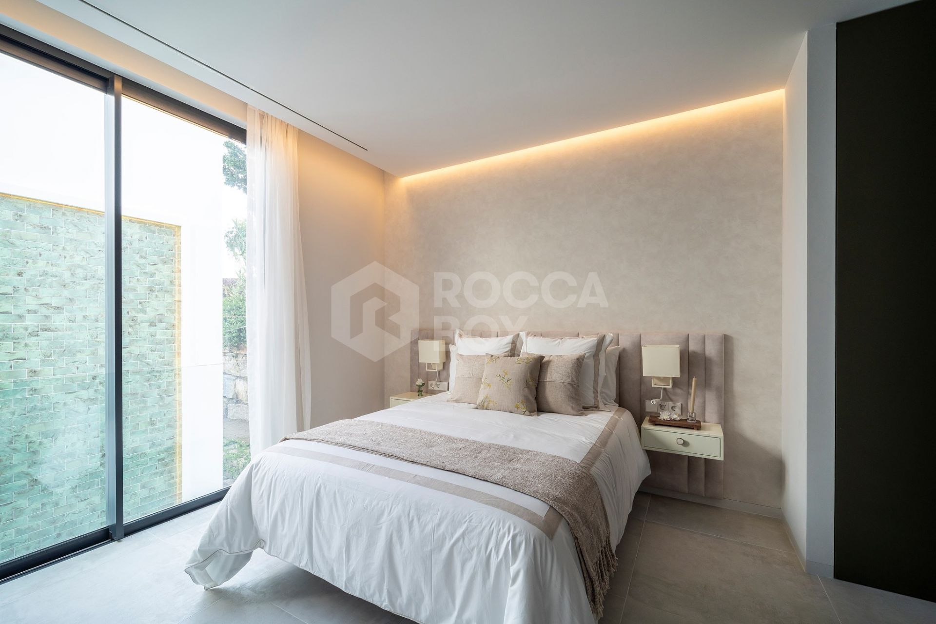 Contemporary Villa with Infinity Pool and Panoramic Views