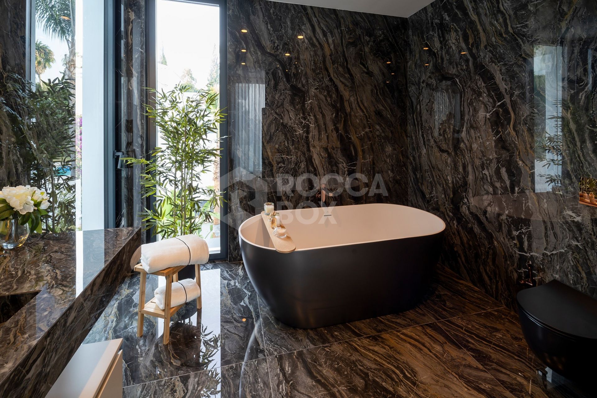 Contemporary Villa with Infinity Pool and Panoramic Views