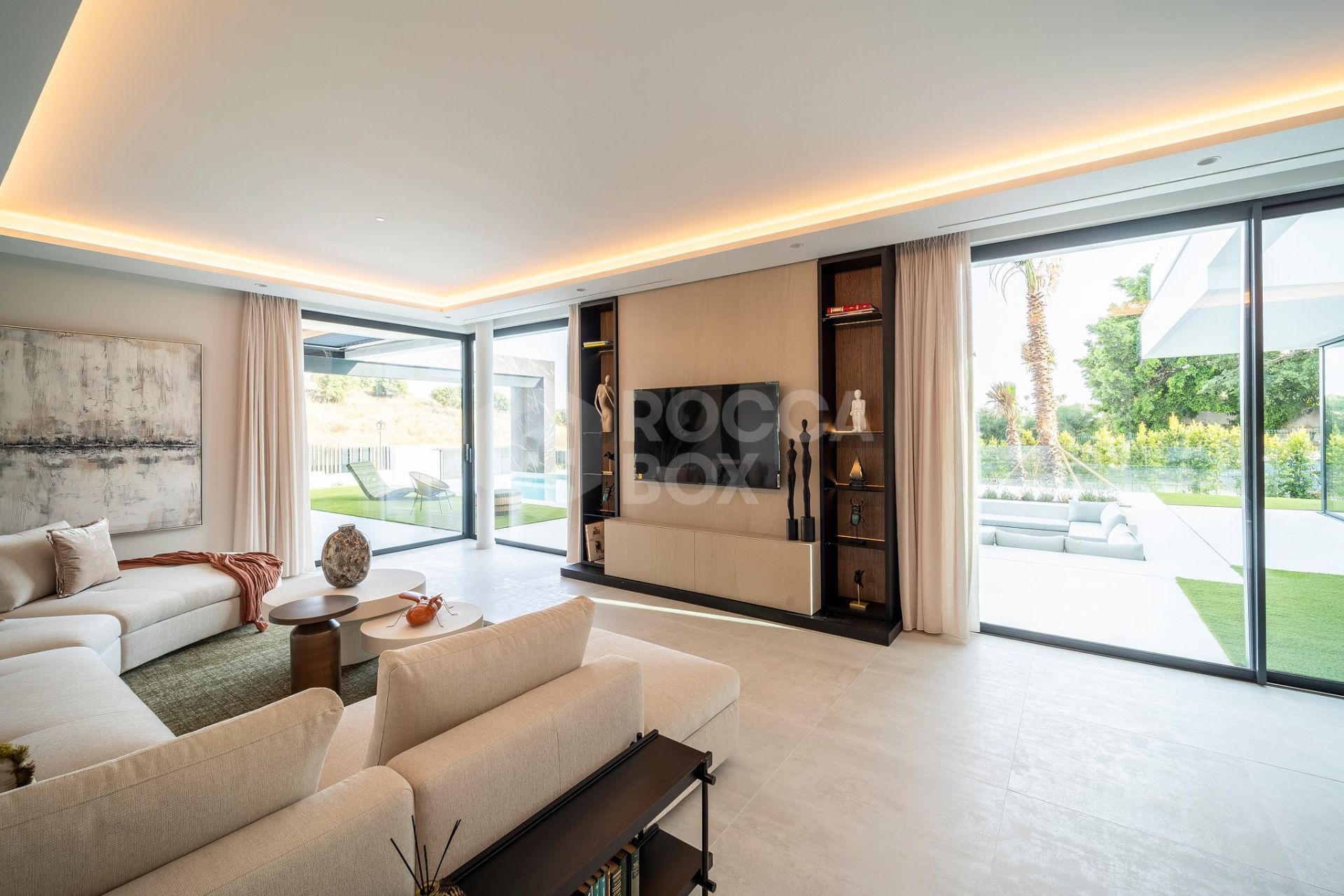 Contemporary Villa with Infinity Pool and Panoramic Views