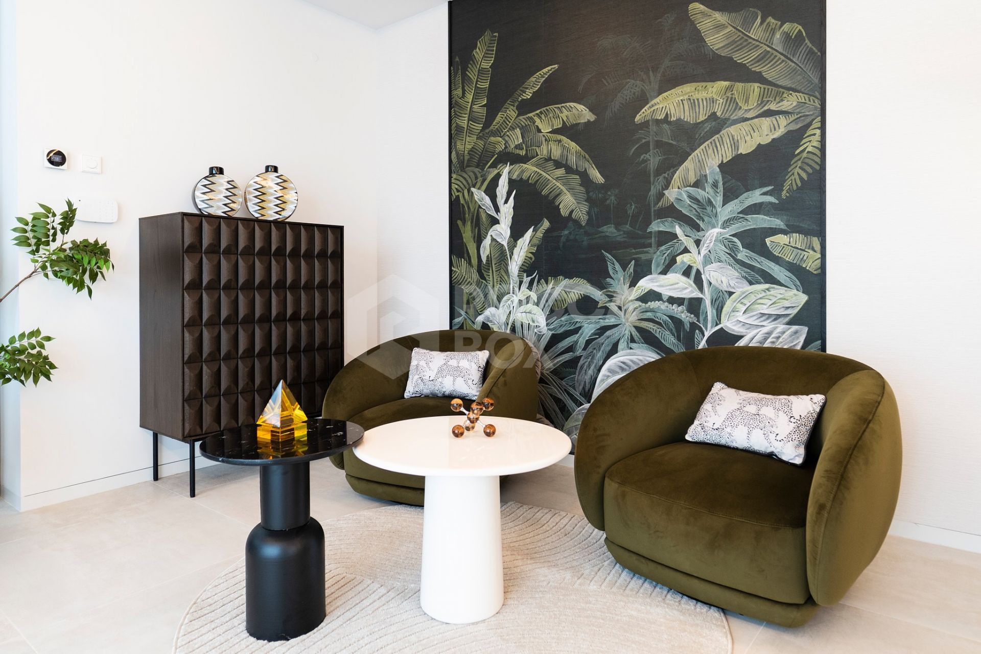 Contemporary Villa with Infinity Pool and Panoramic Views