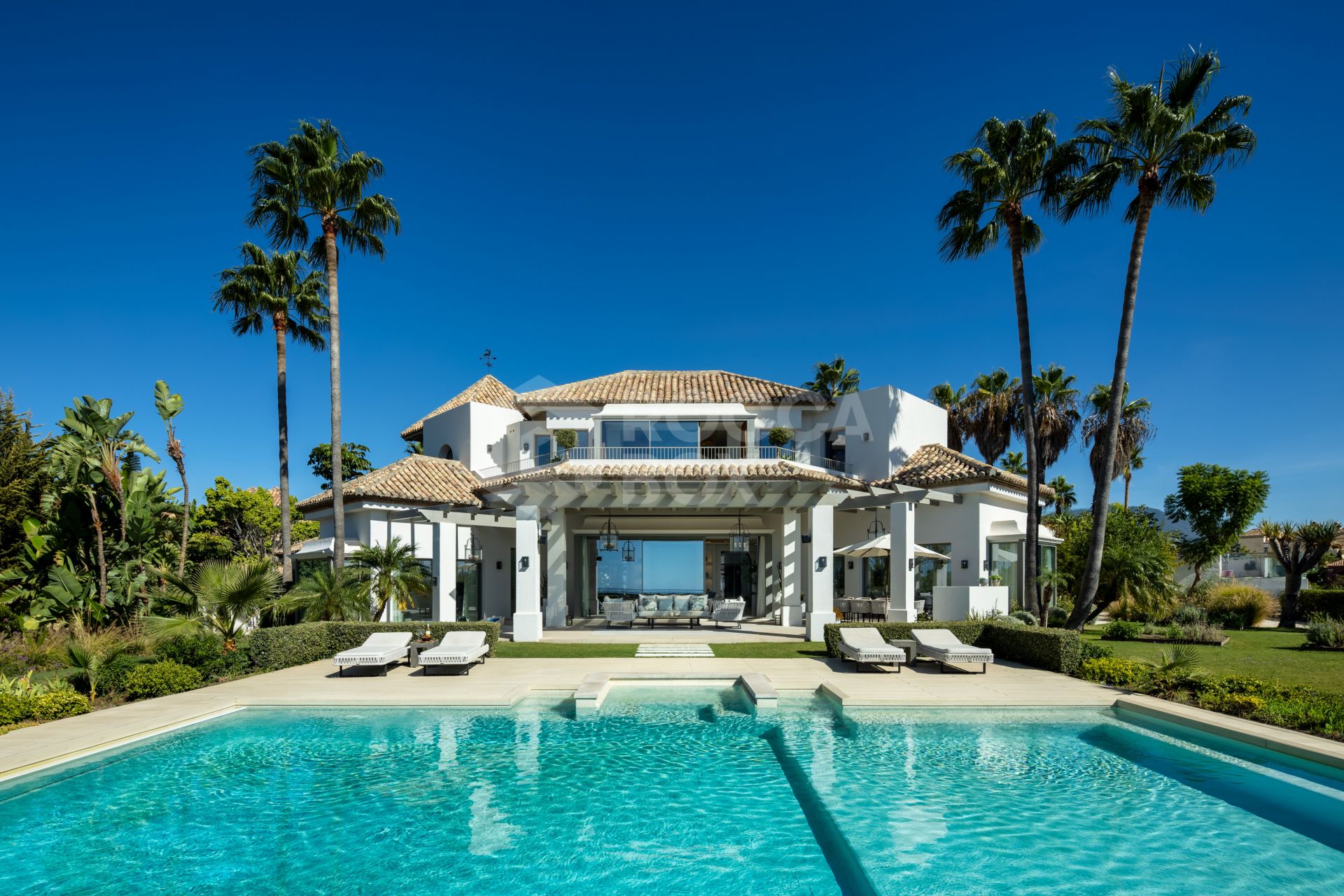 Luxury 7-Bedroom Villa with Panoramic Sea and Mountain Views