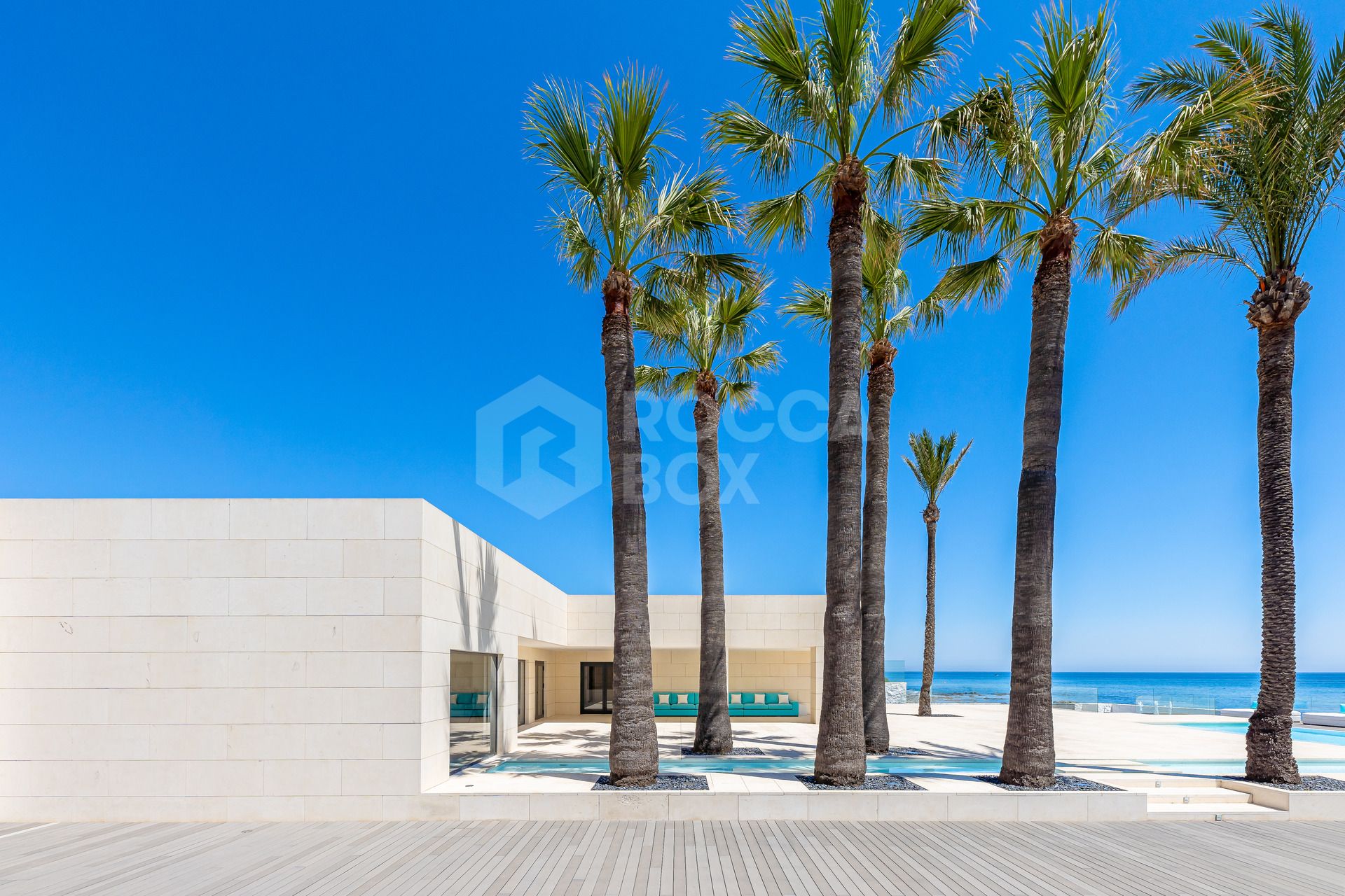 Seaside Contemporary Masterpiece – Modern Villa on the Shores of Mijas Costa