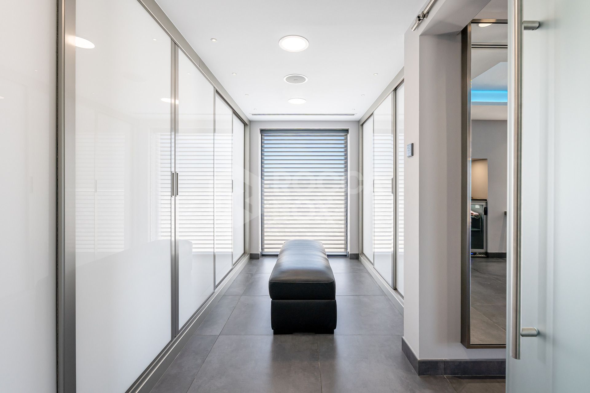 Seaside Contemporary Masterpiece – Modern Villa on the Shores of Mijas Costa