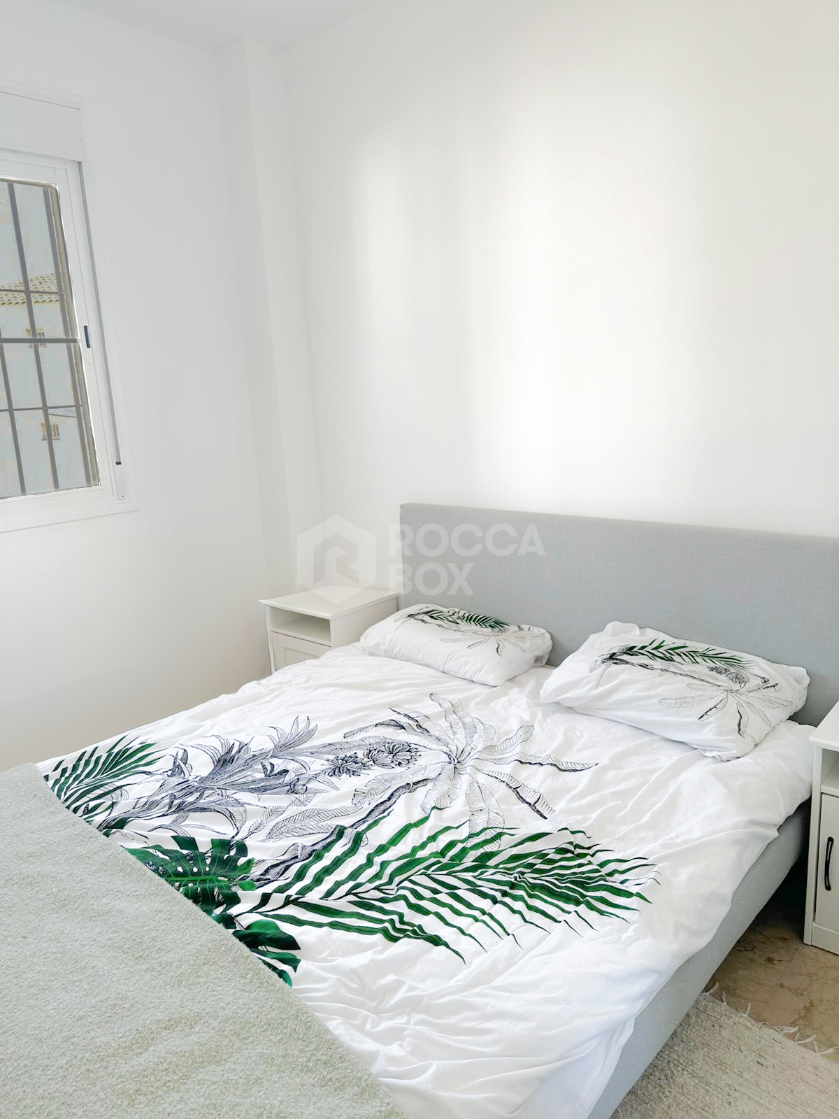 Exclusive Ground Floor Apartment in Small Oasis