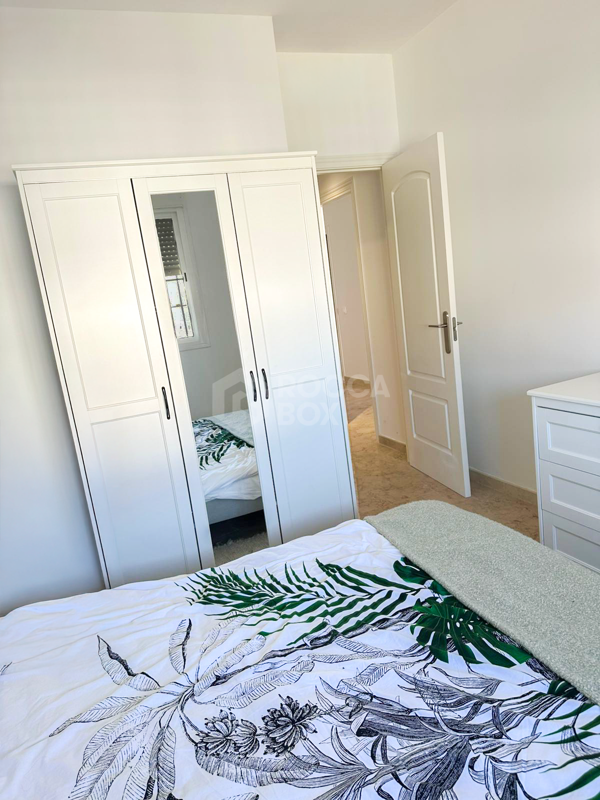 Exclusive Ground Floor Apartment in Small Oasis