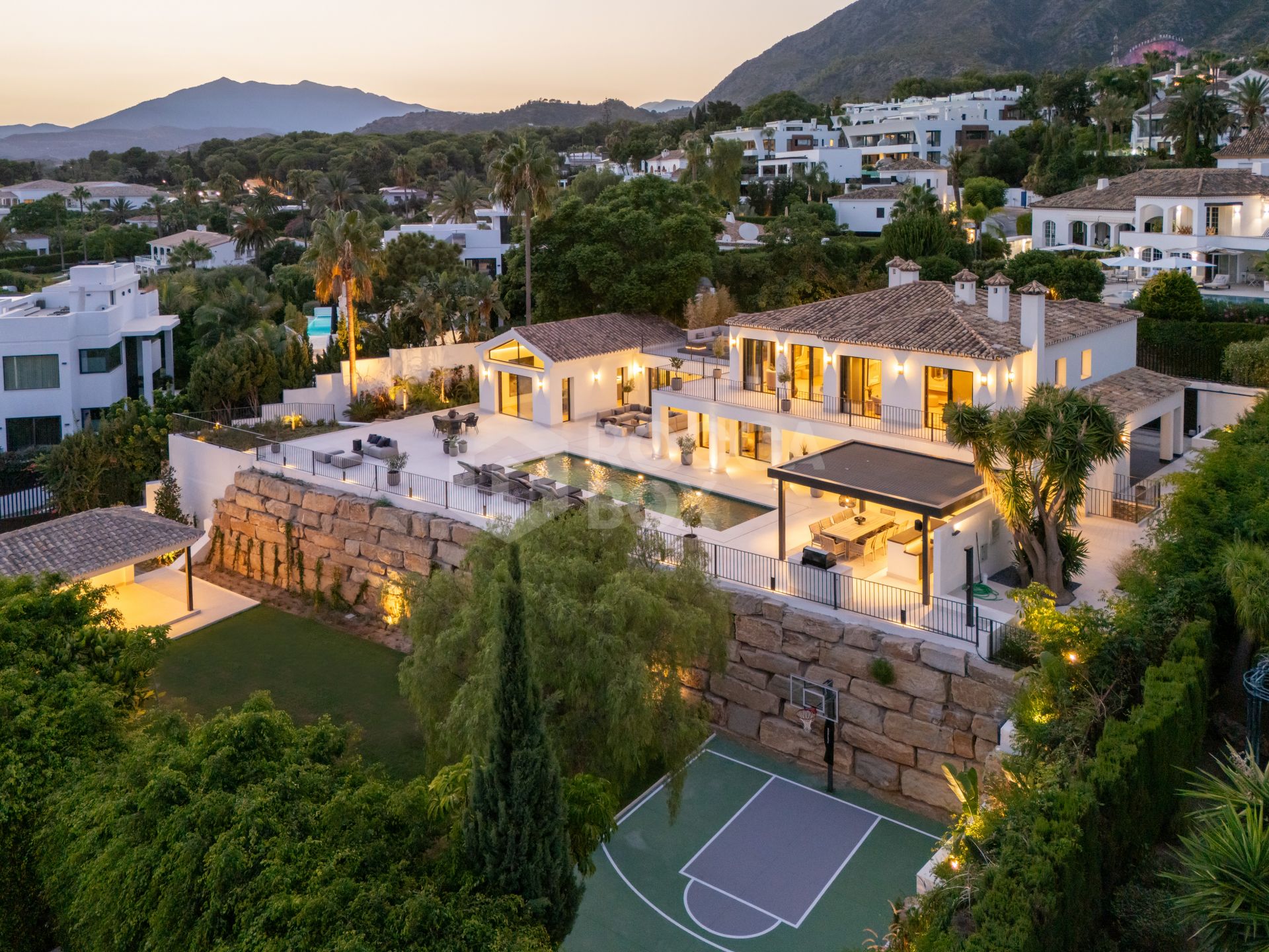 Andalusian Elegance on the Marbella Golden Mile