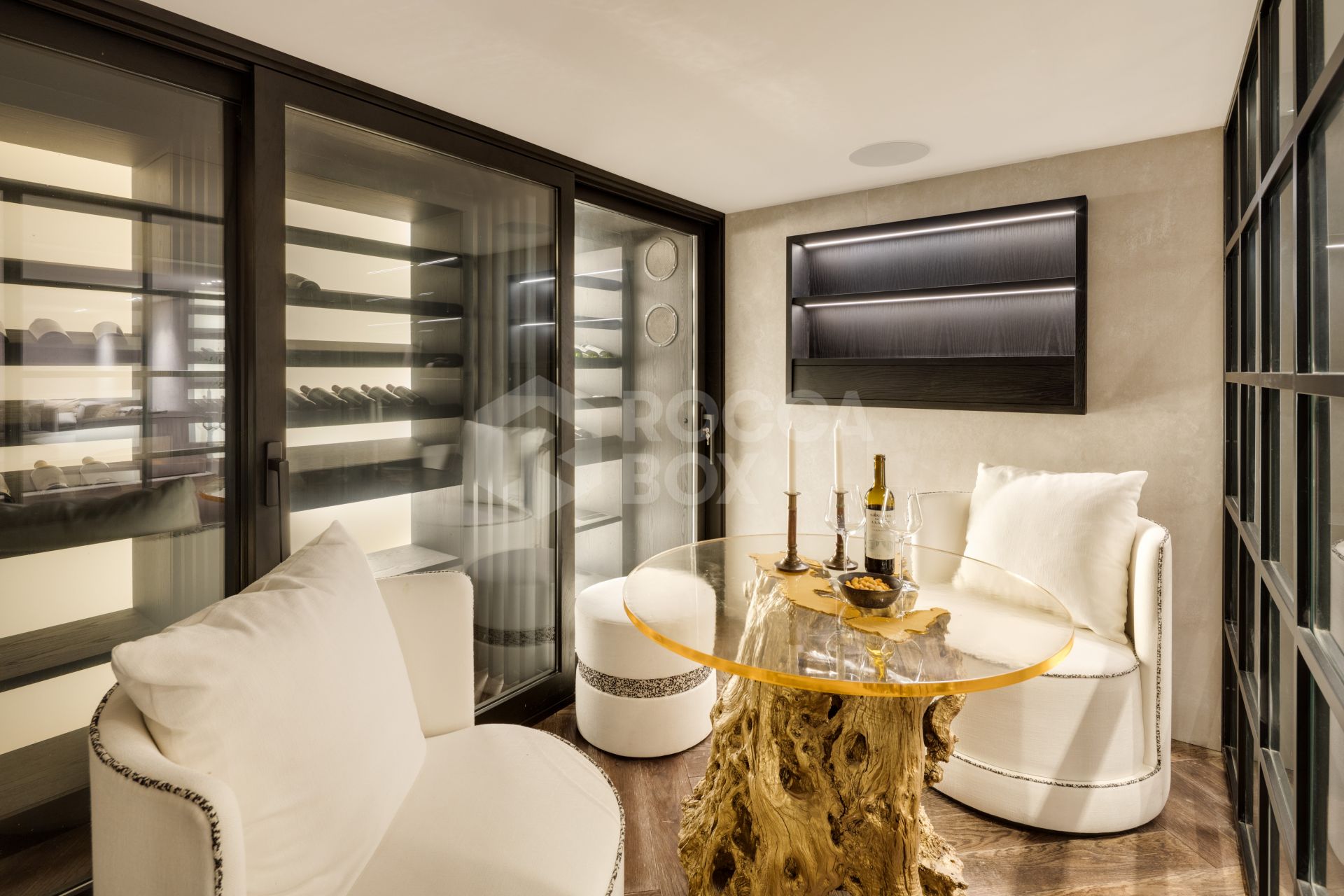 Modern Elegance in the Golf Valley