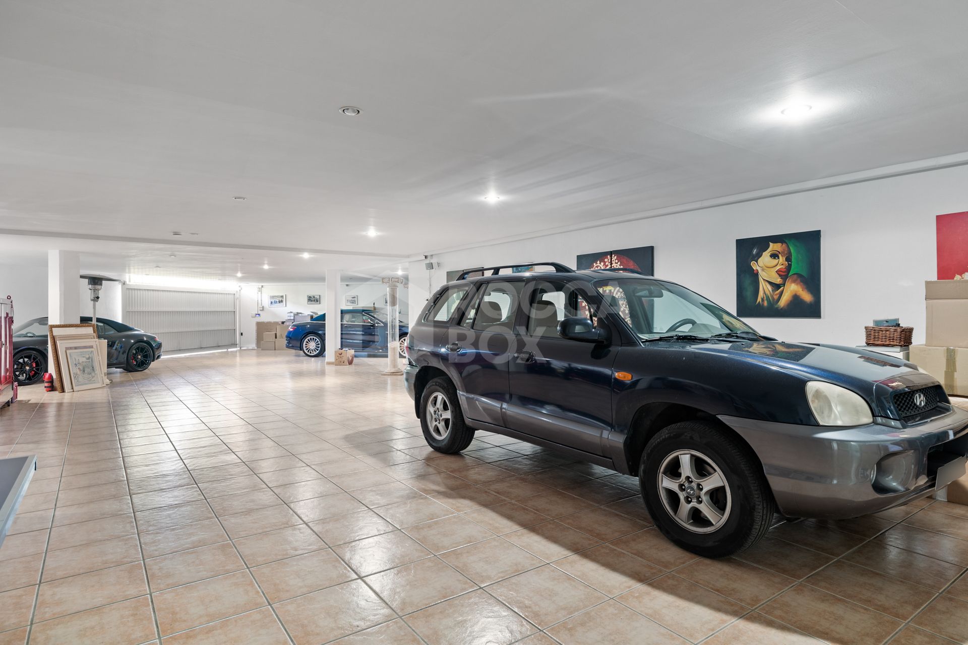 Refined Andalusian Villa with Contemporary Elegance in La Cerquilla, Nueva Andalucía