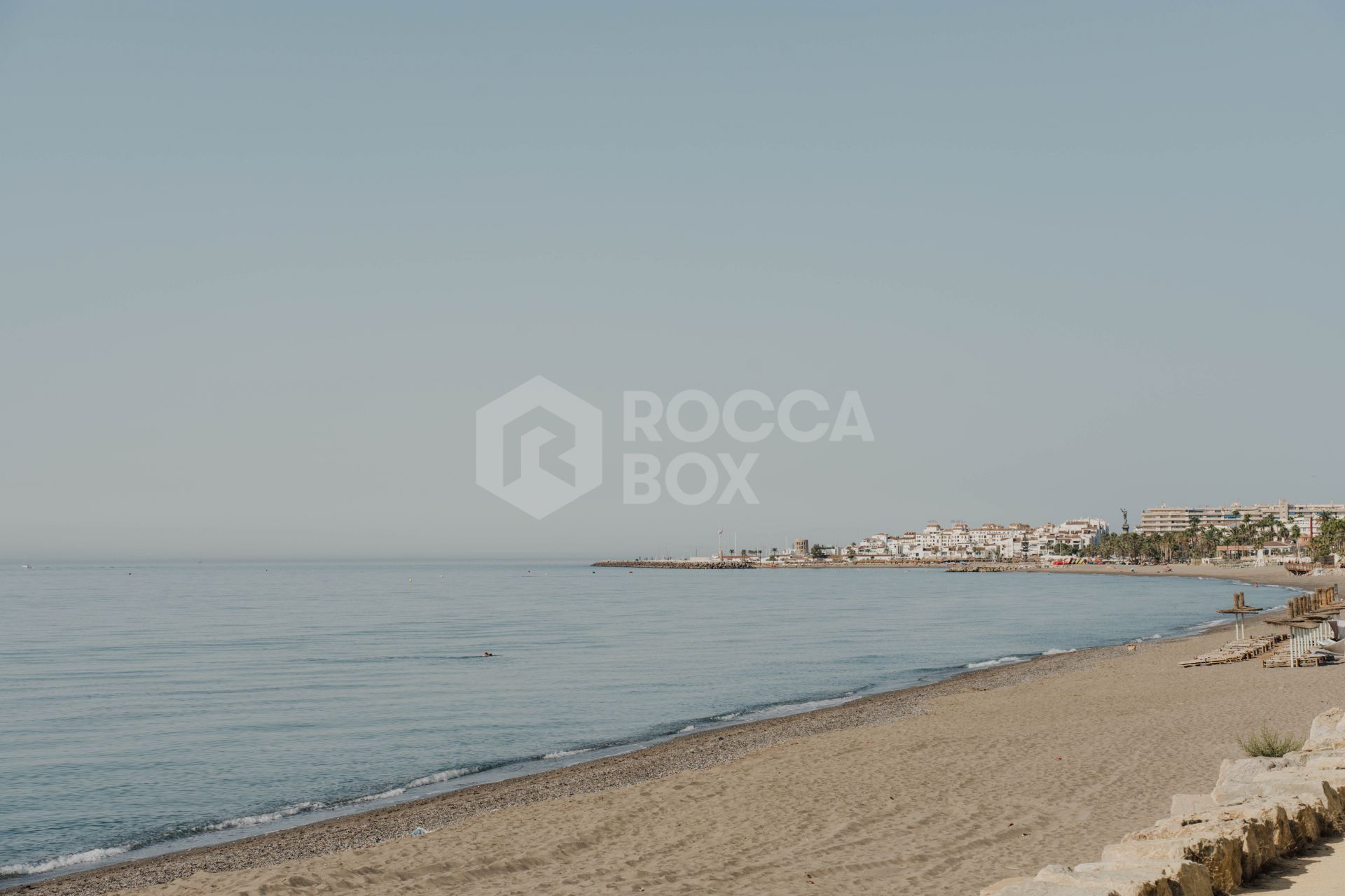 Beachfront Luxury On The Golden Mile