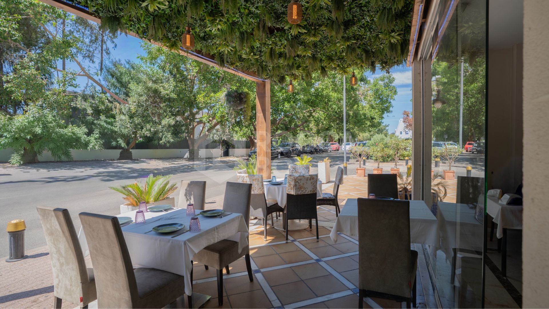 Prime Restaurant Opportunity for Sale in Aloha, Nueva Andalucía – Marbella