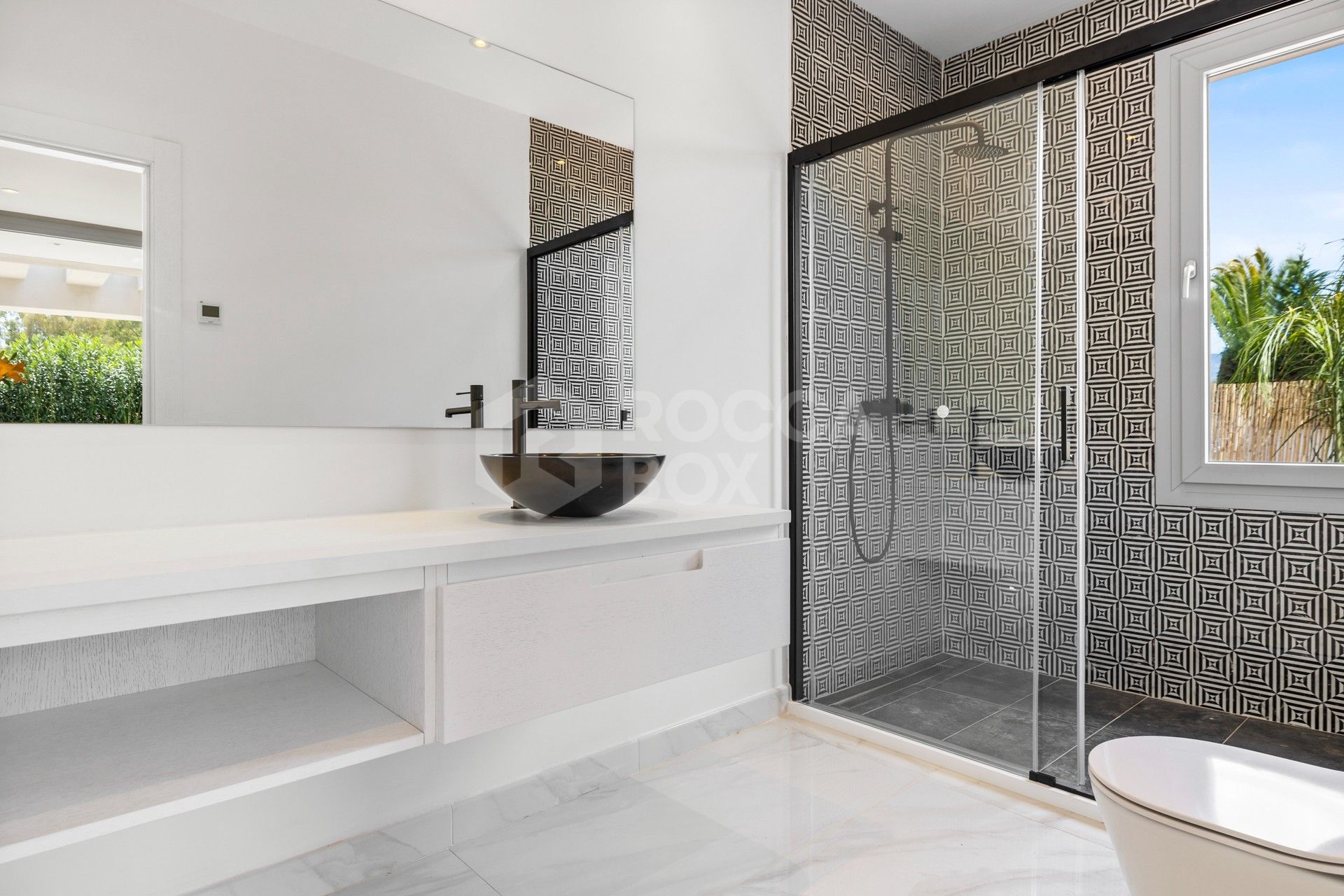 Modern Beachside Villa with Private Pool