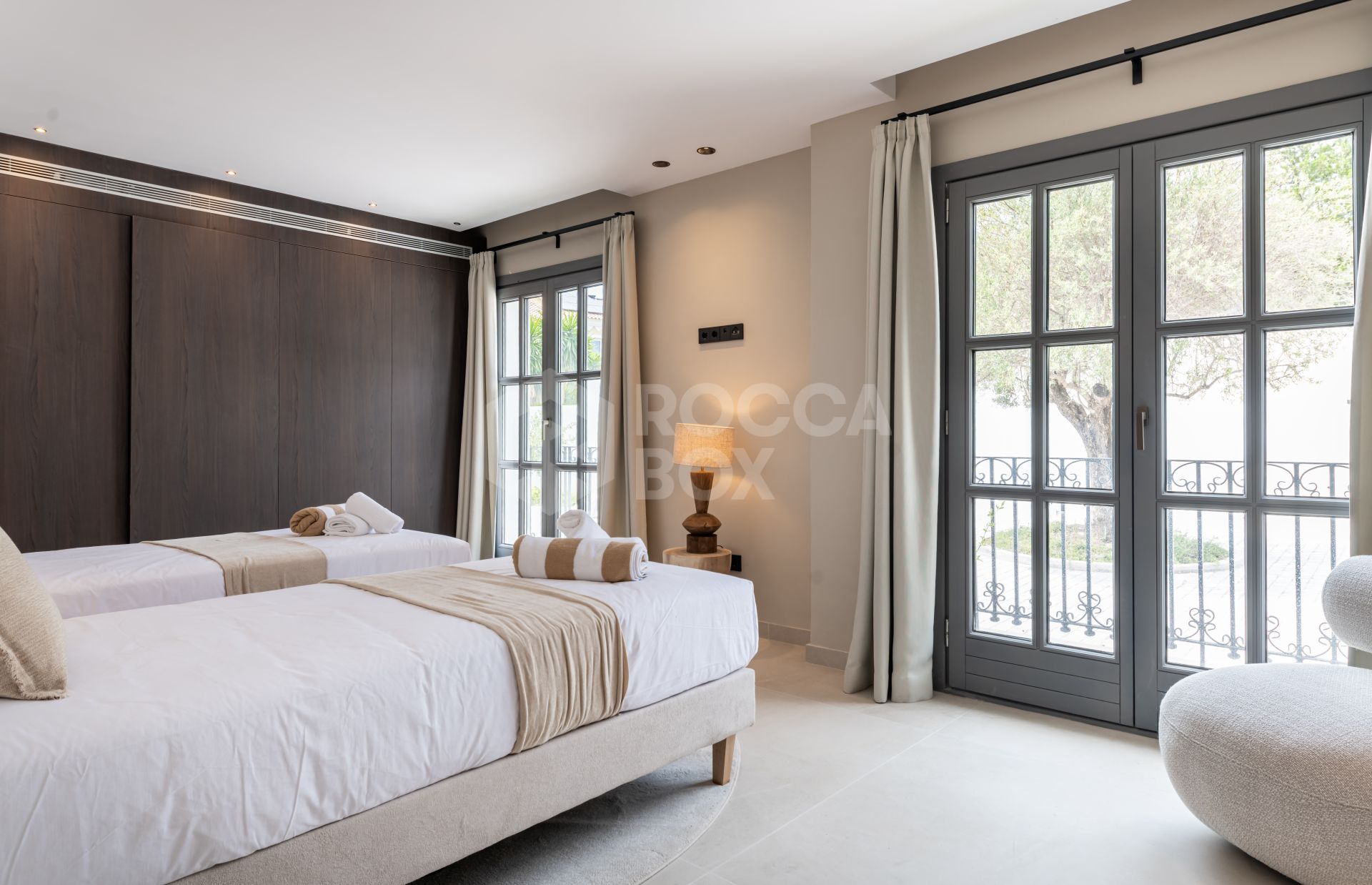 Andalusian-Inspired Villa with Contemporary Elegance