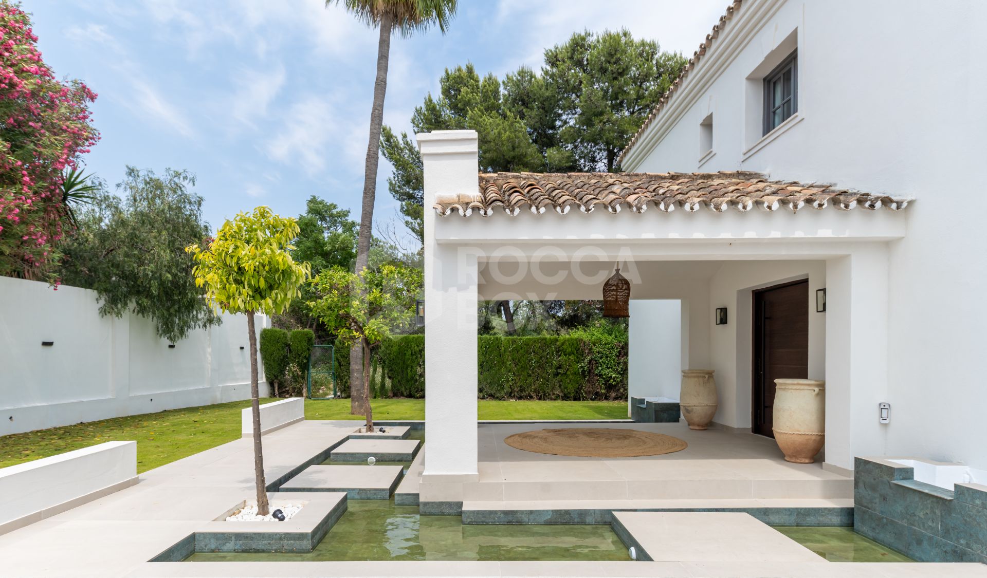 Andalusian-Inspired Villa with Contemporary Elegance