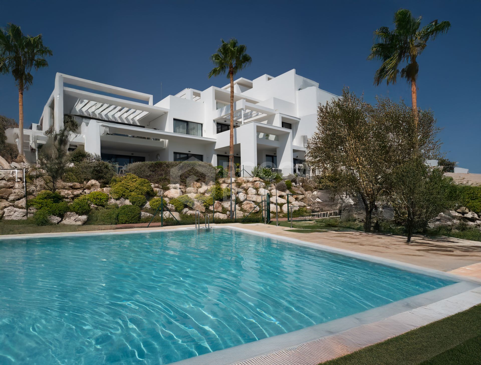 Exclusive 3 Bedroom Ground Floor Apartment with Private Garden