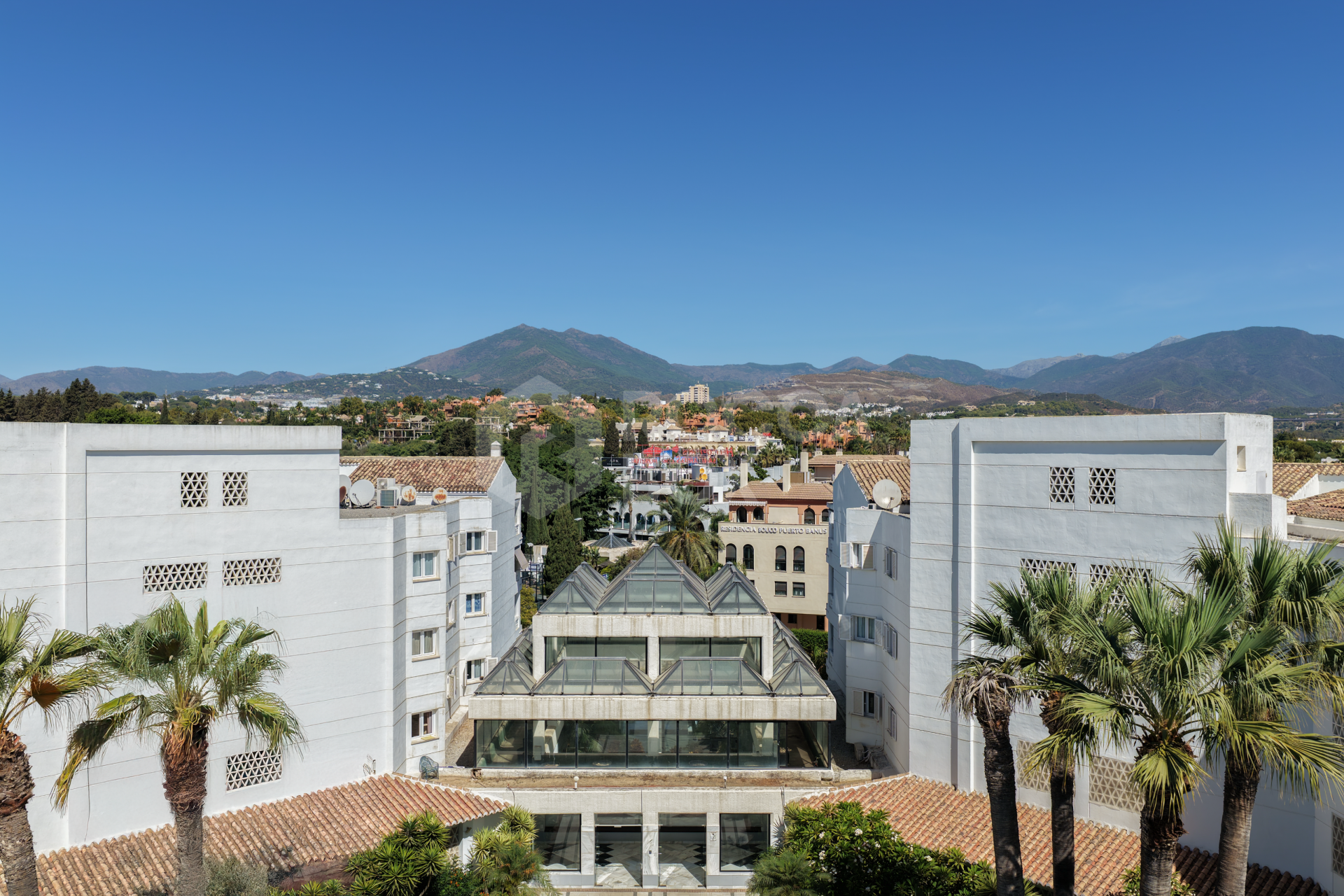 Luxury beachfront apartment, Puerto Banus
