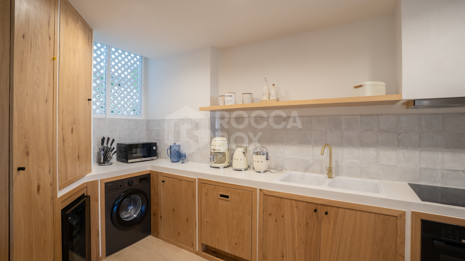 Luxury beachfront apartment, Puerto Banus