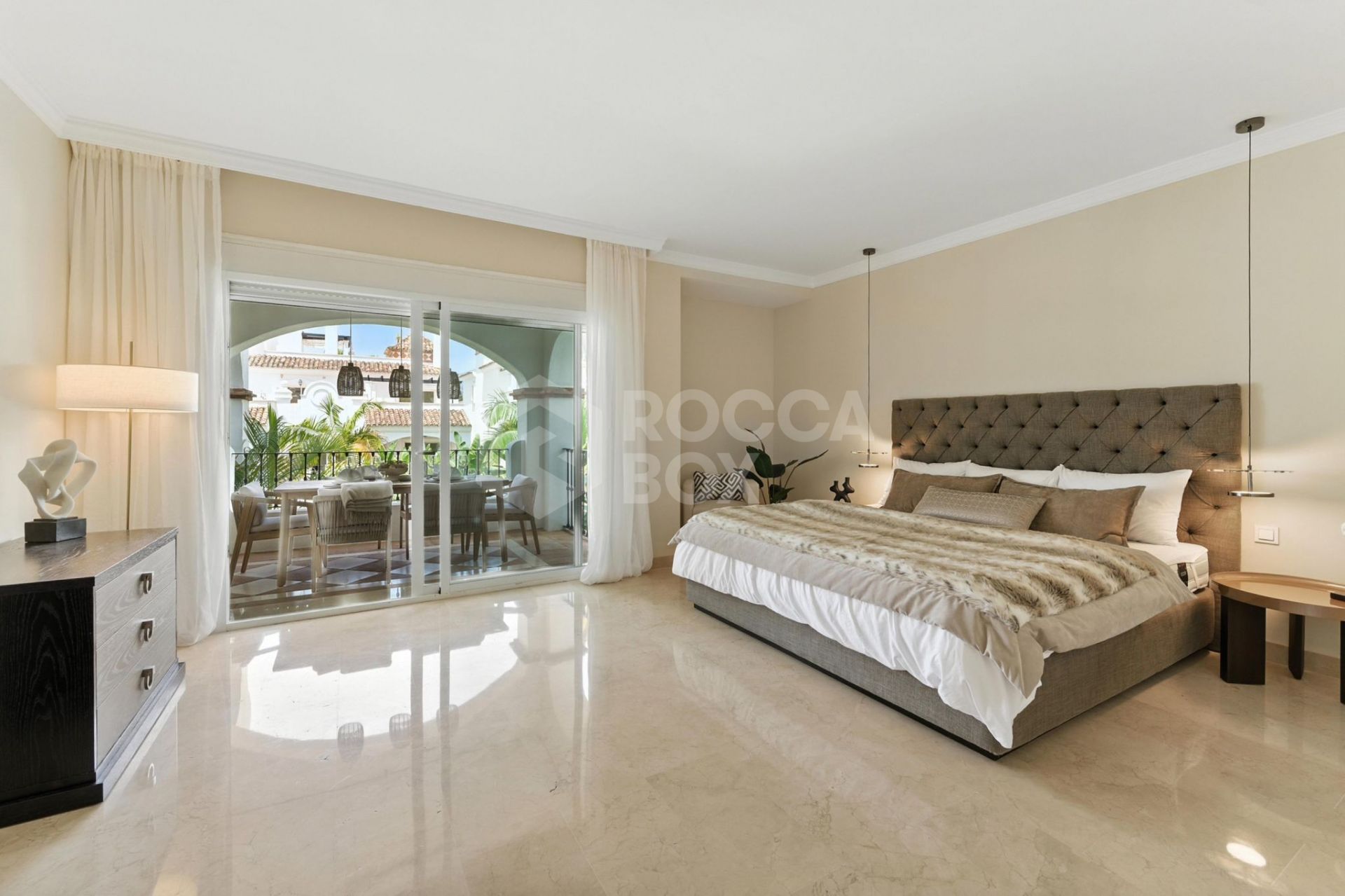 4 Bedroom Apartment in the prestigious Golden Mile