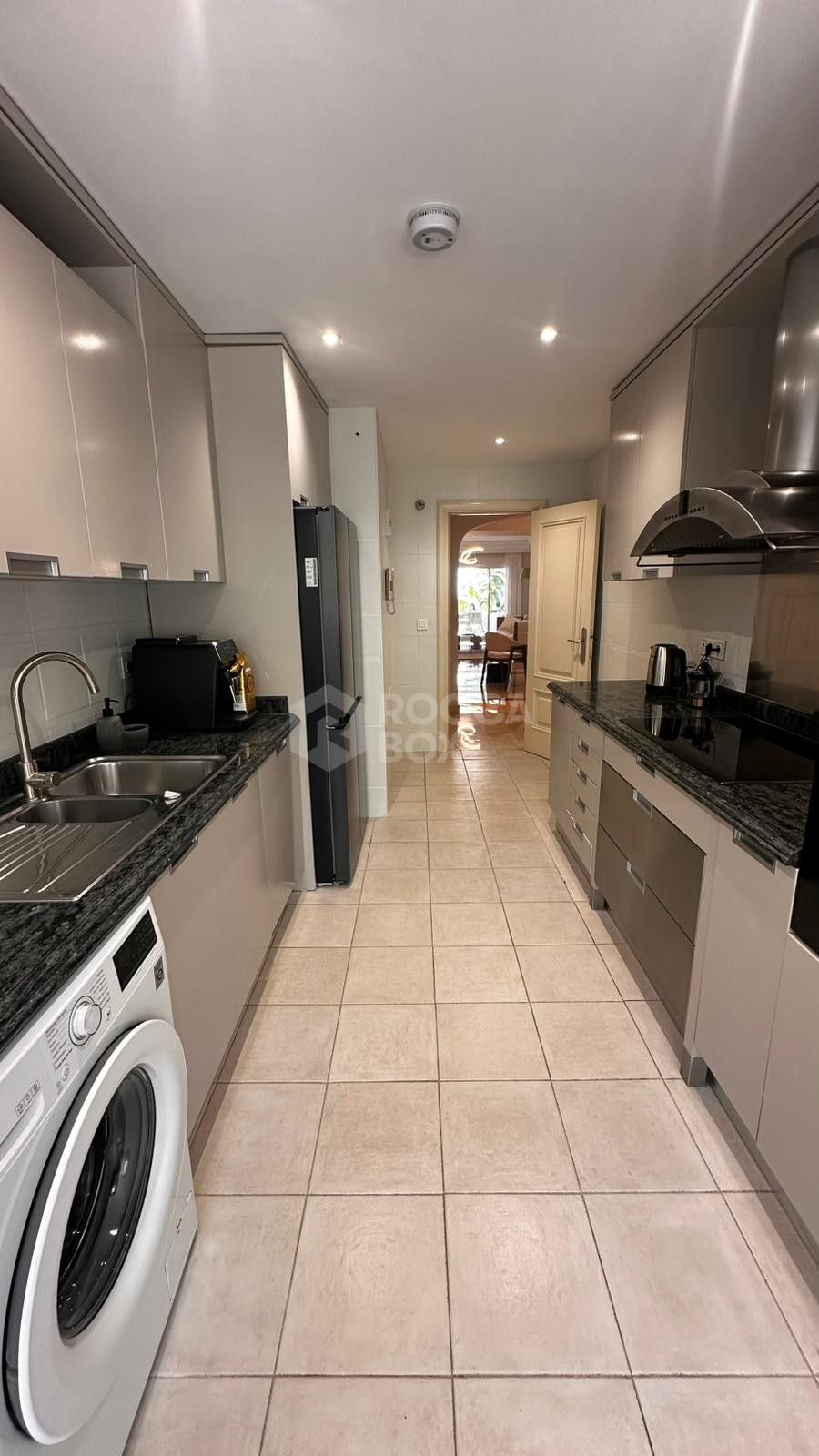 4 Bedroom Apartment in the prestigious Golden Mile