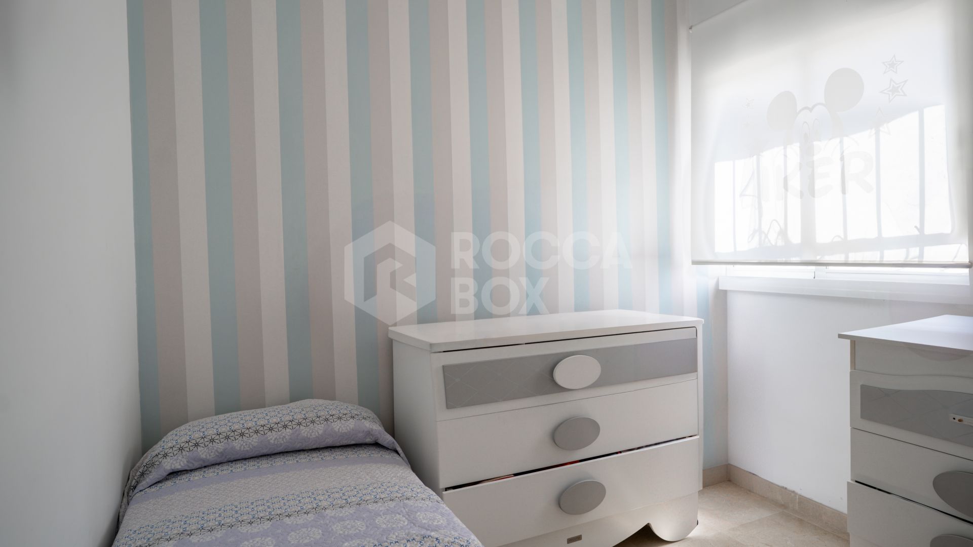 Charming Duplex Penthouse in Estepona Centre, Private Community with Mountain Views