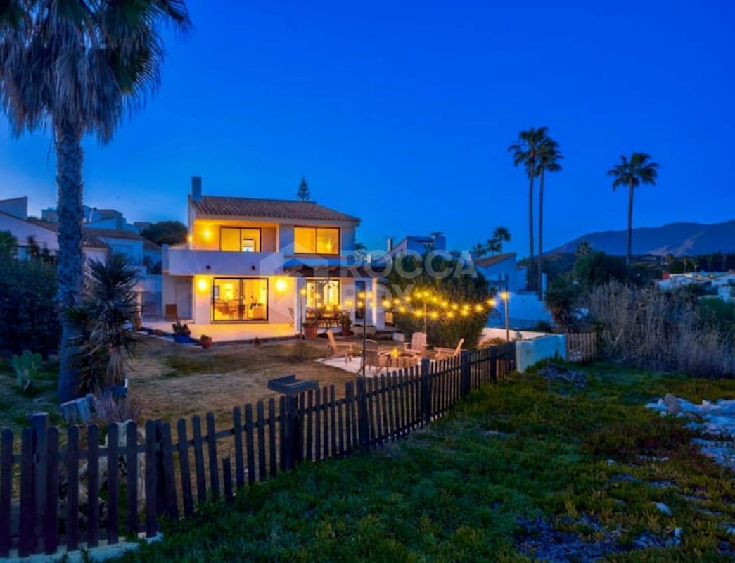 Beachfront Villa in Estepona