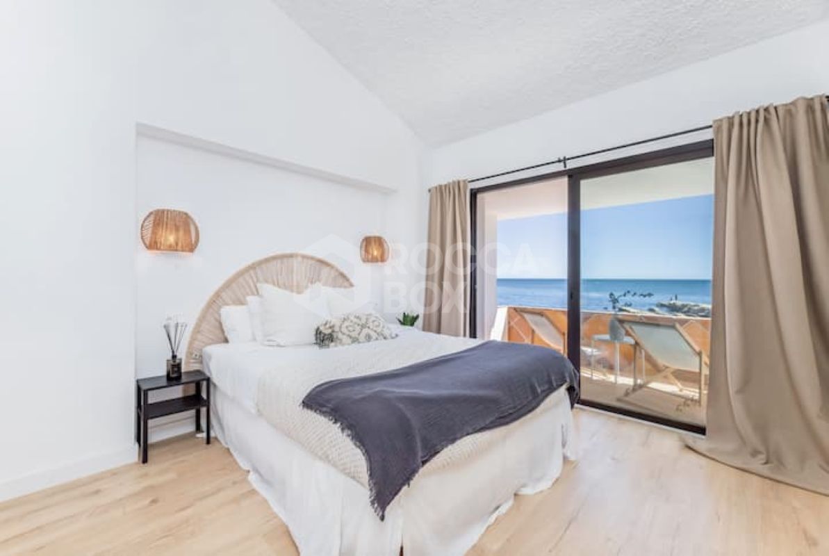 Beachfront Villa in Estepona