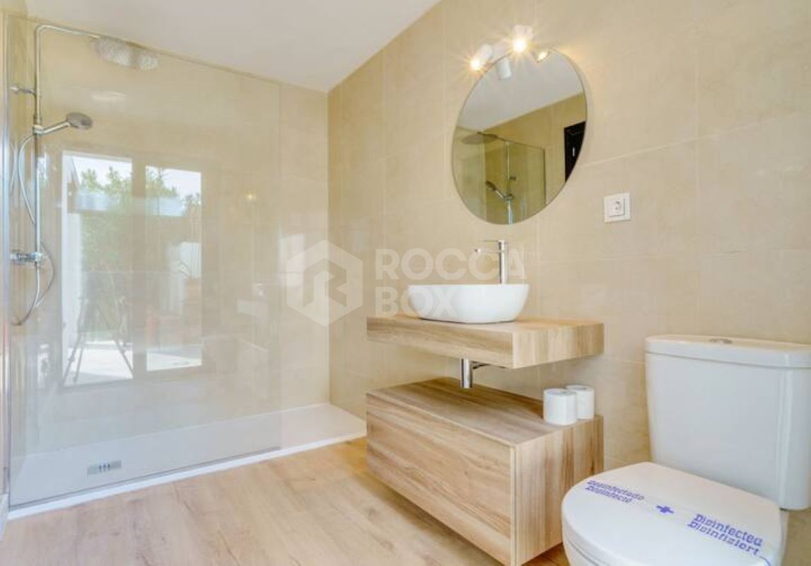 Beachfront Villa in Estepona