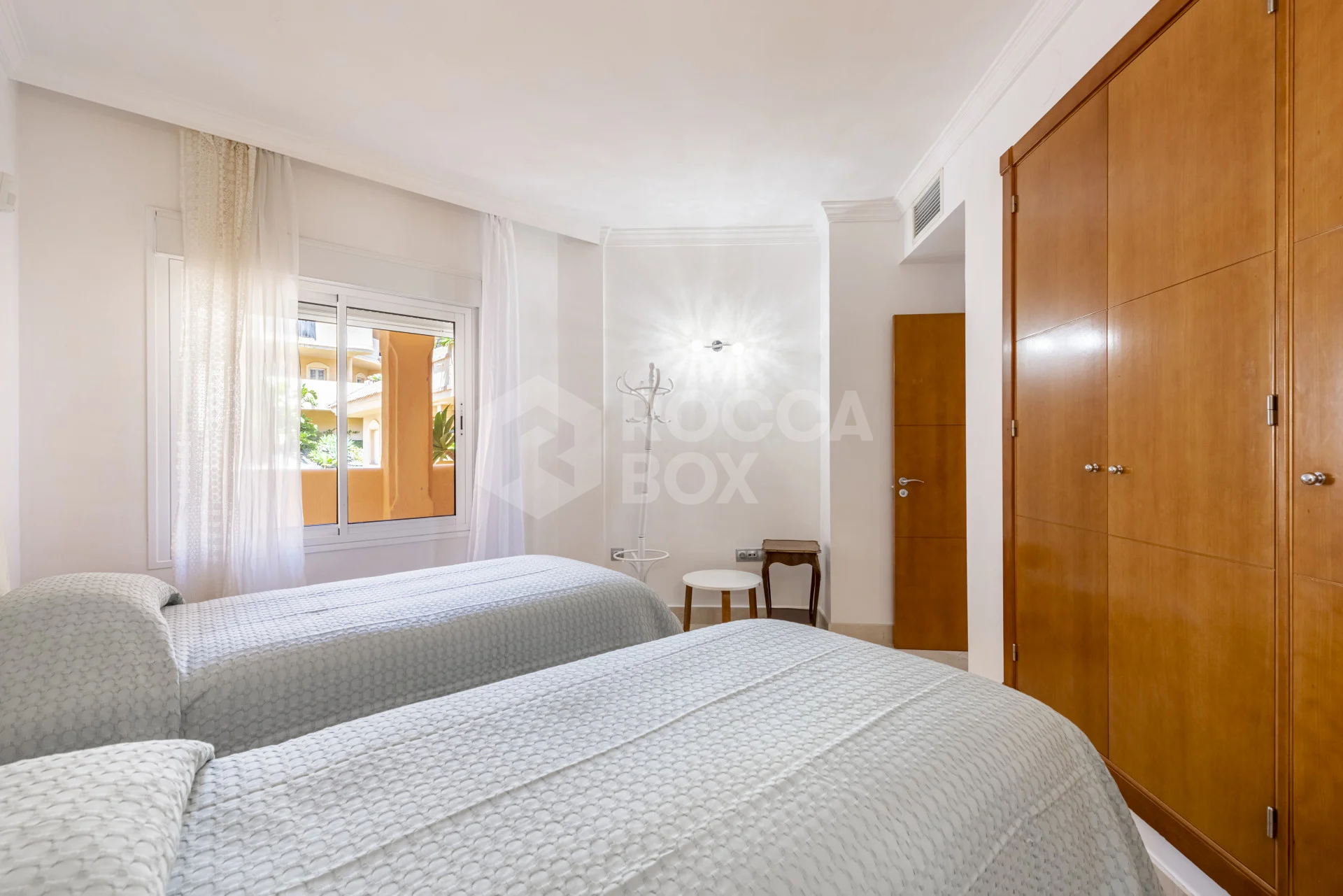 Elegant Coastal Living: Charming 2 Bed, 2 Bath Apartment in Aloha Hill Club