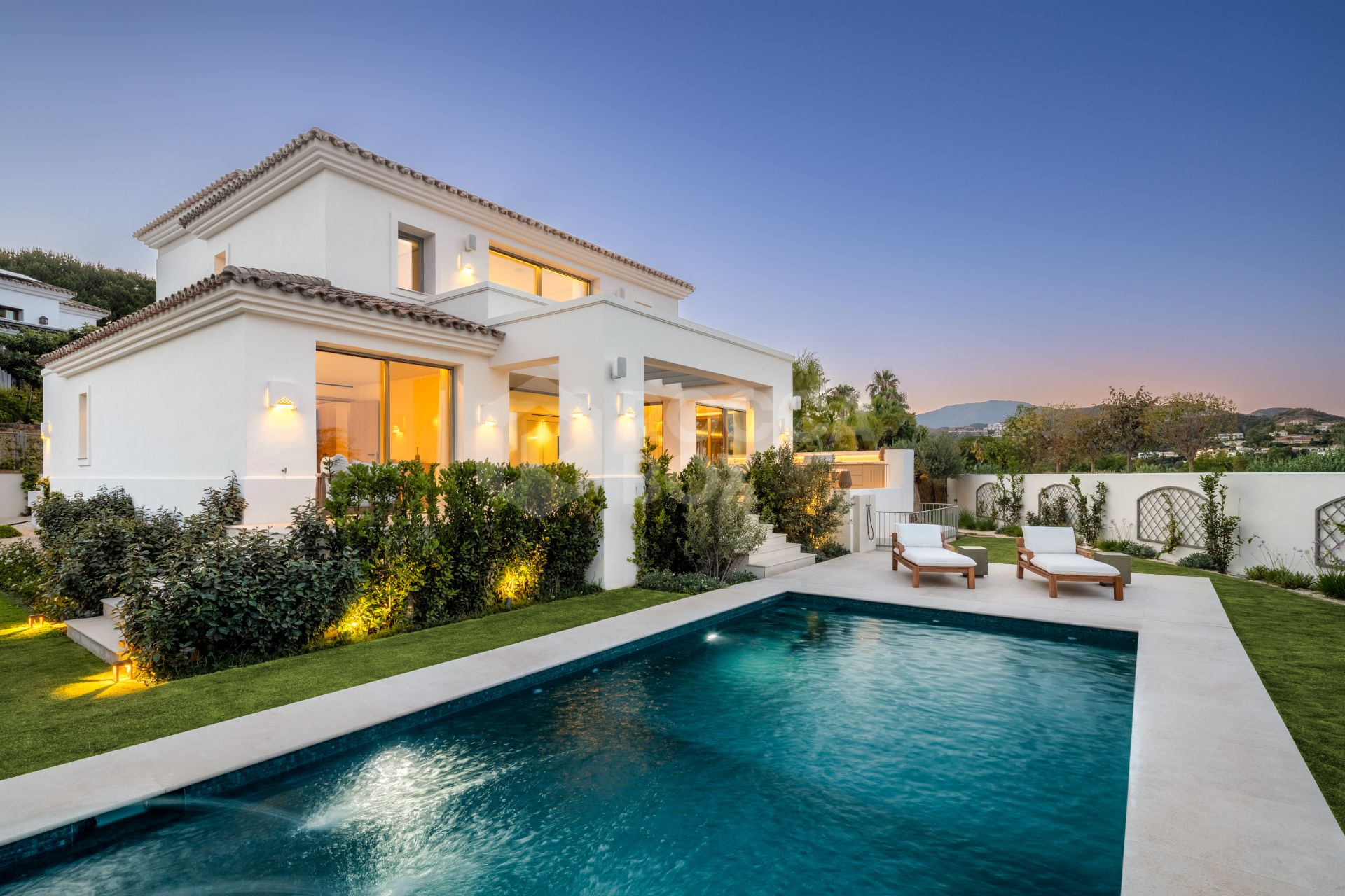 Luxurious Mediterranean Villa