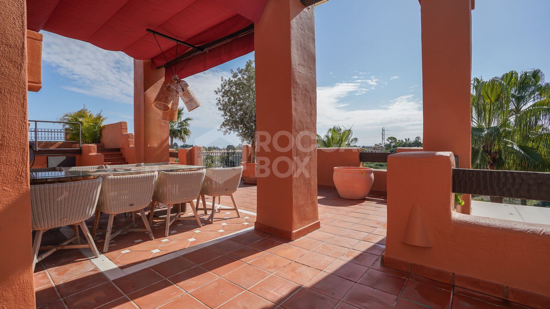 Elegant Duplex Penthouse in Marbella - Puerto Banus