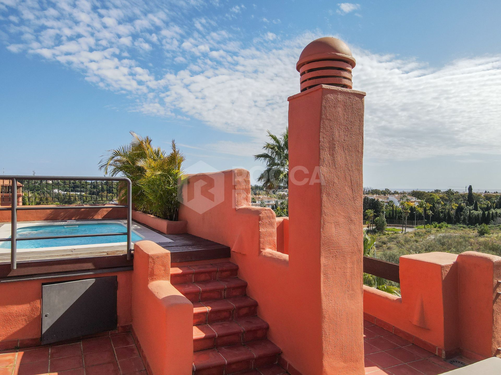 Elegant Duplex Penthouse in Marbella - Puerto Banus