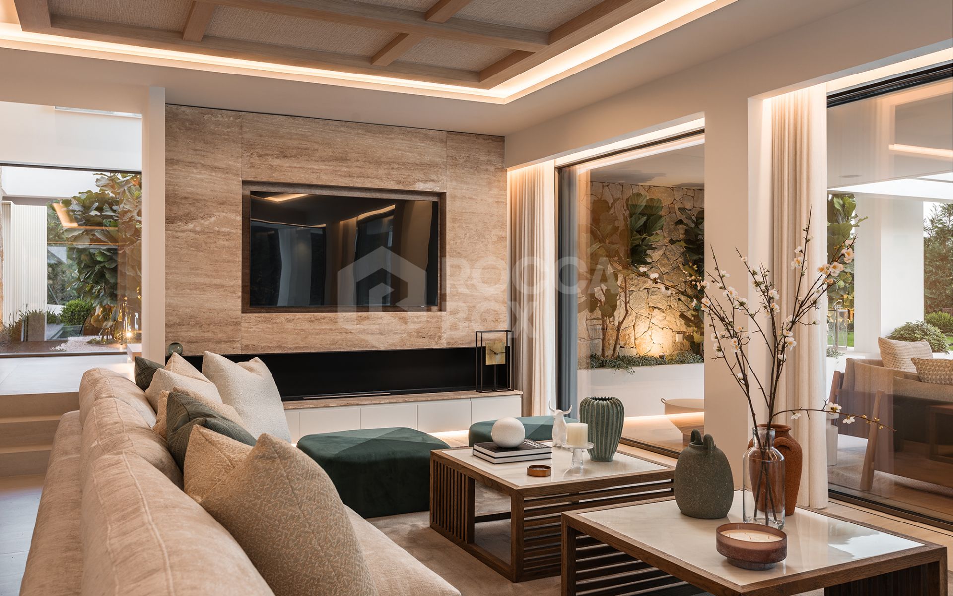 Exquisite Villa in Nueva Andalucia: Contemporary Luxury Redefined